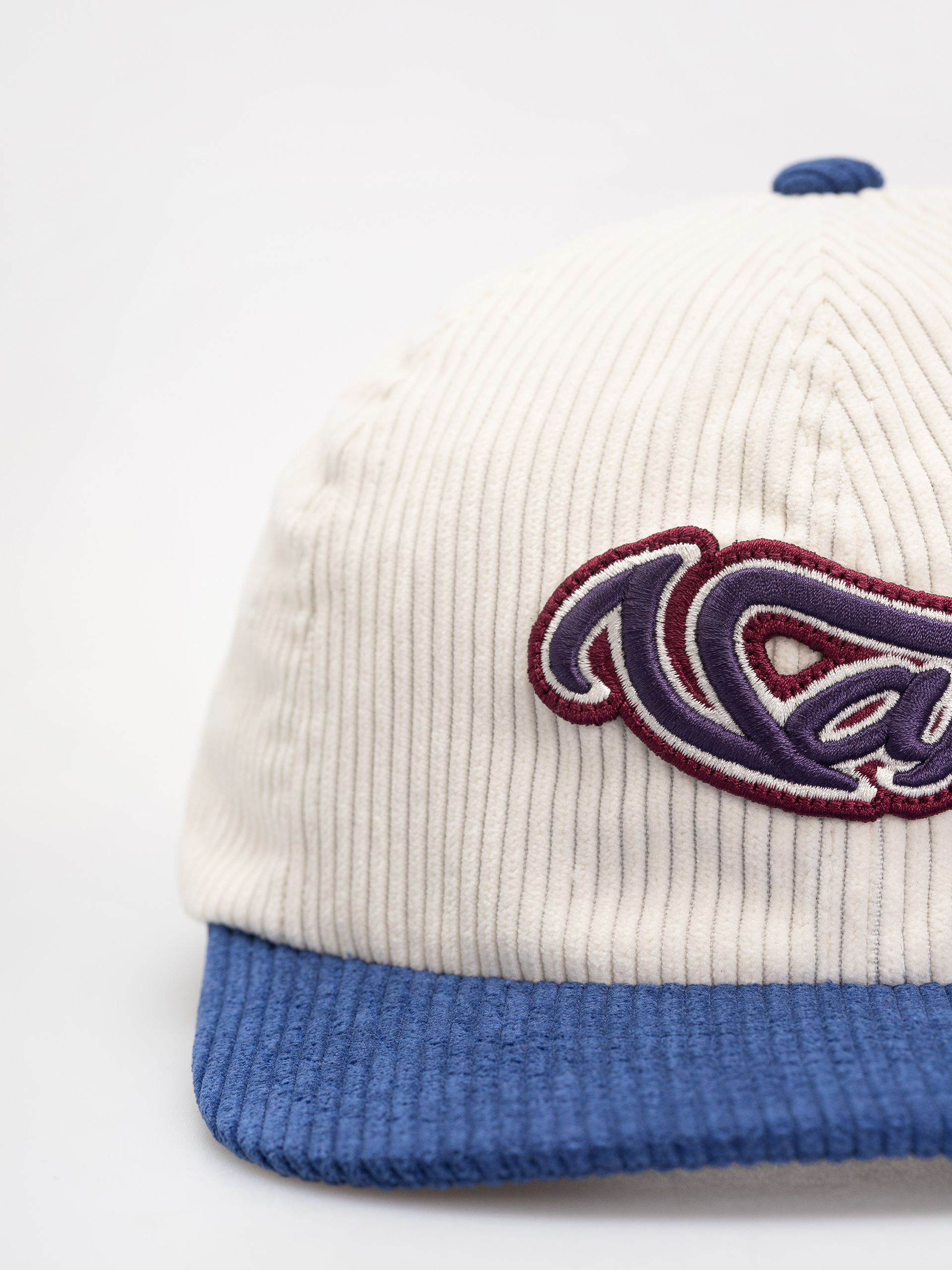 Šiltovka Vans Wavy Script Jockey (trbl)