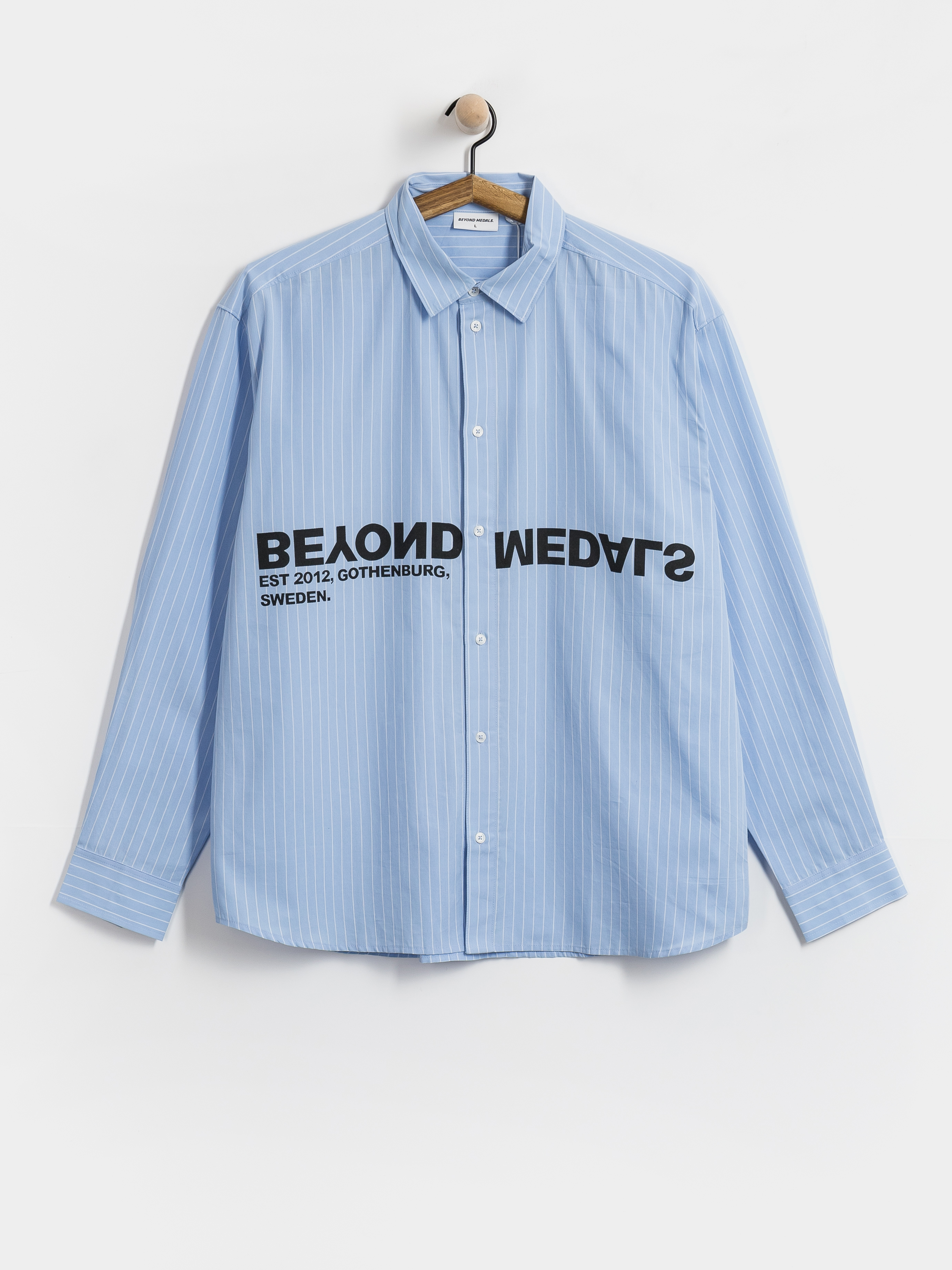 Košeľa Beyond Medals Button Up