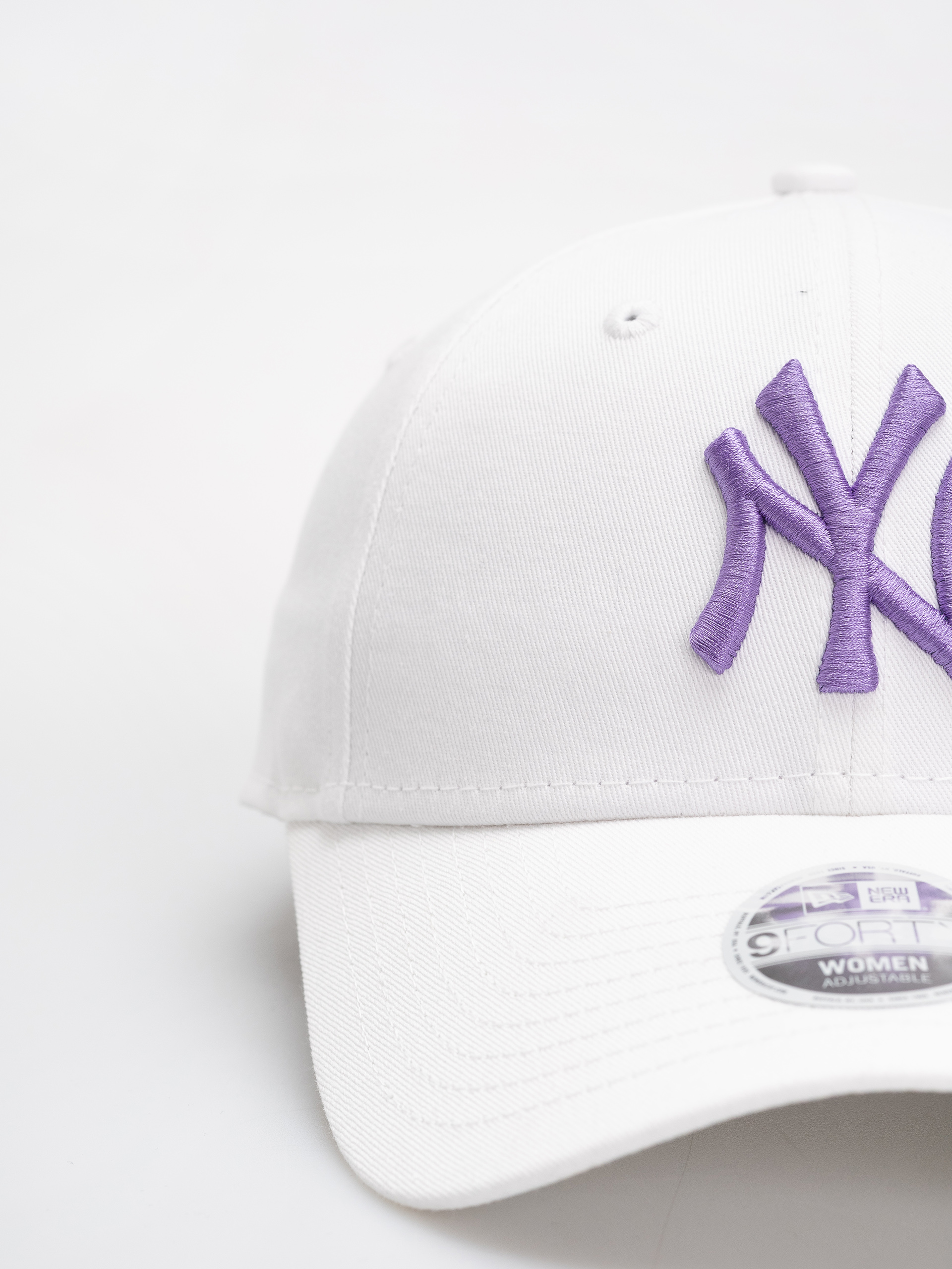 Šiltovka New Era League Essential 9Forty New York Yankees Wmn (white)