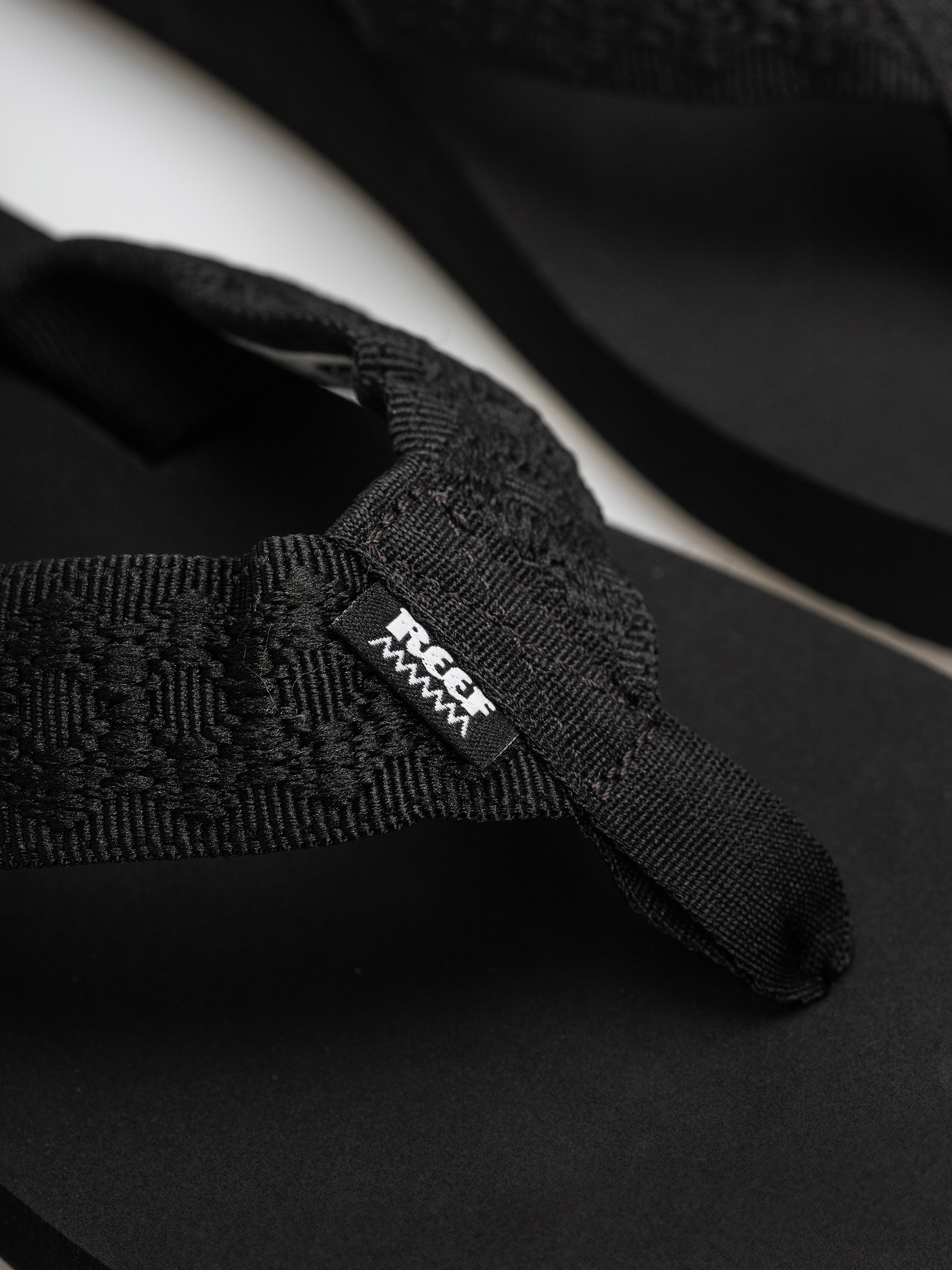 Plážovky Reef Smoothy (black)