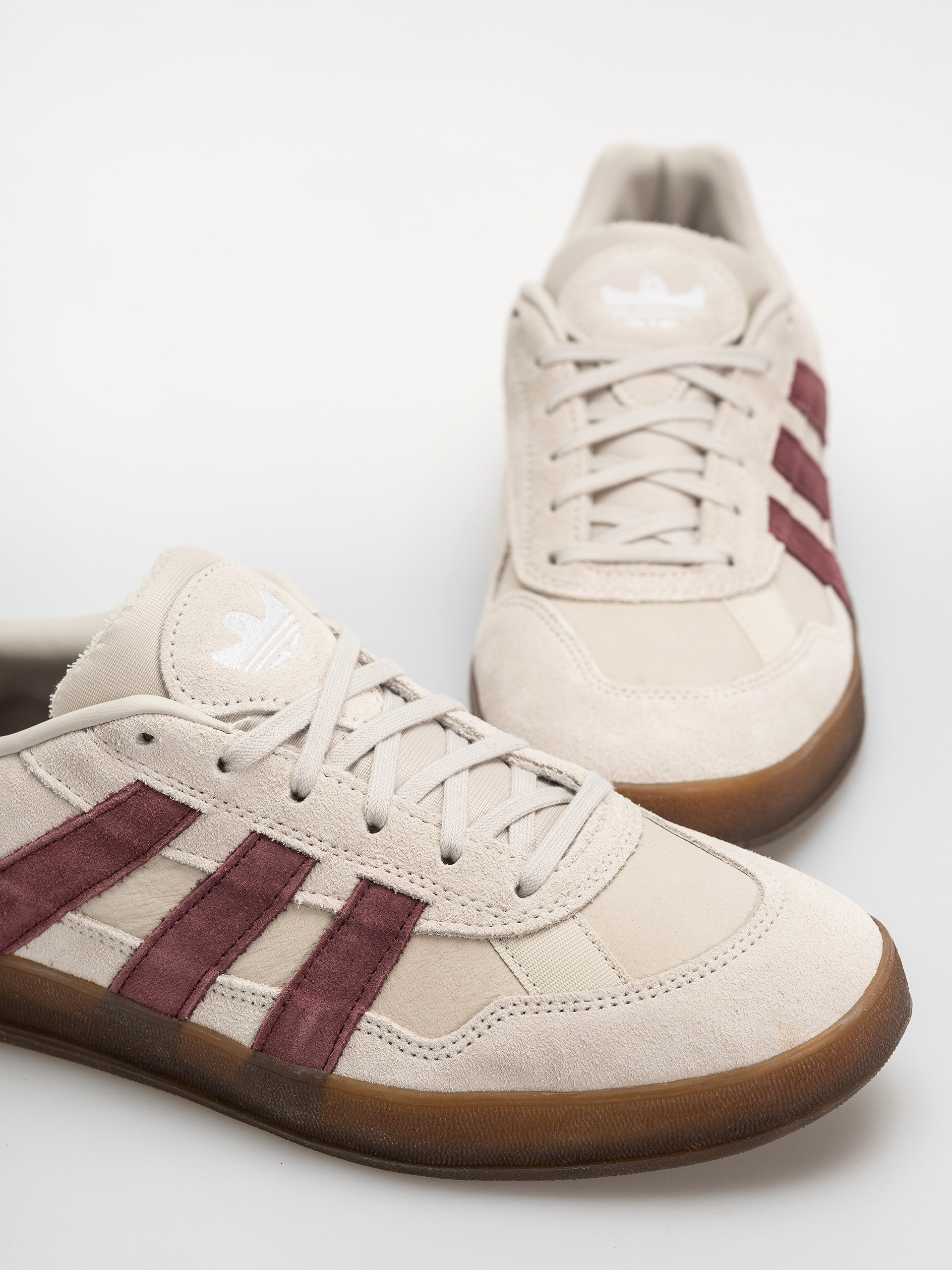 Topánky adidas Aloha Super (alumin/shared/gum5)