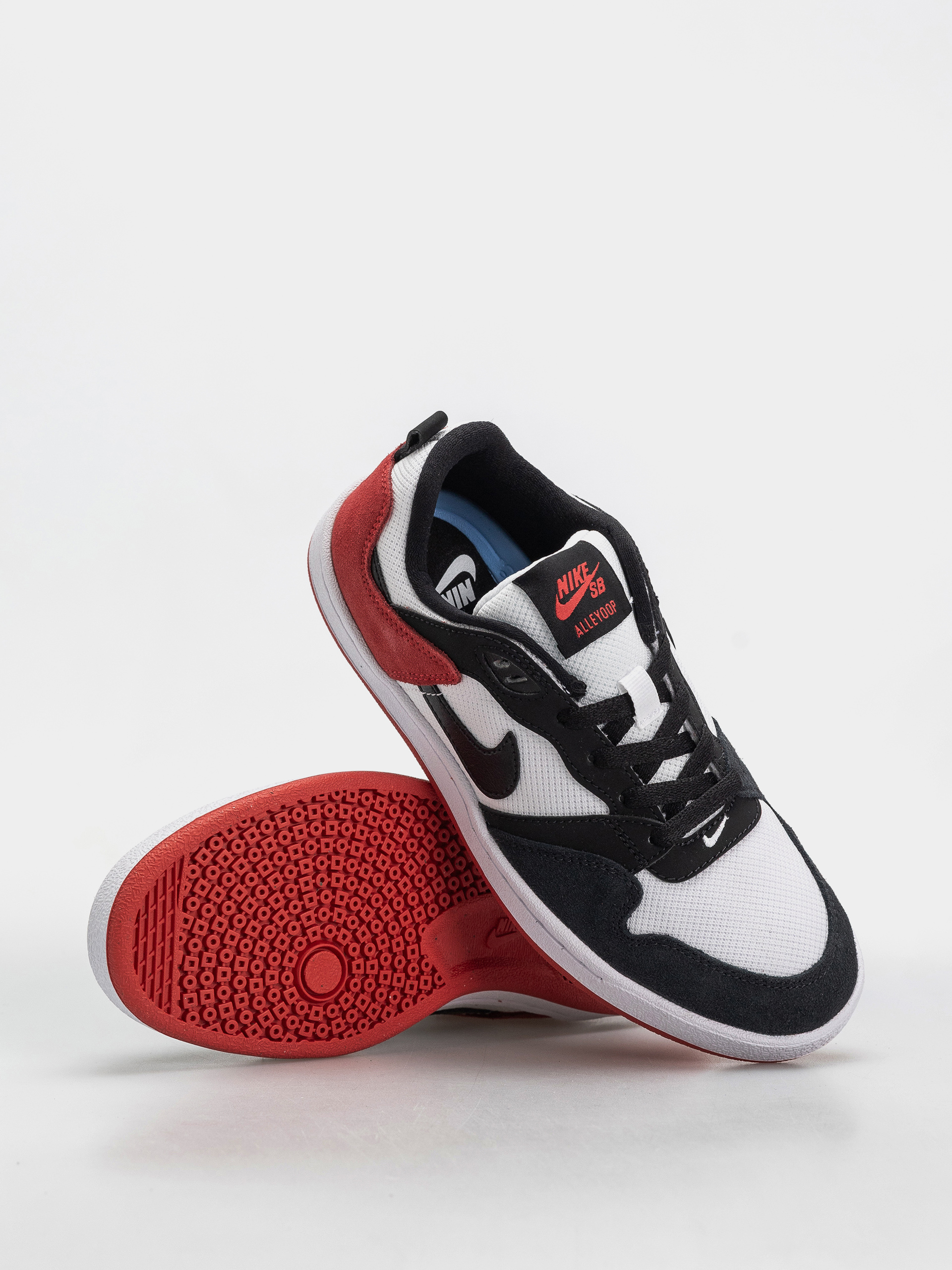 Topánky Nike SB Alleyoop JR (white/black university red white)