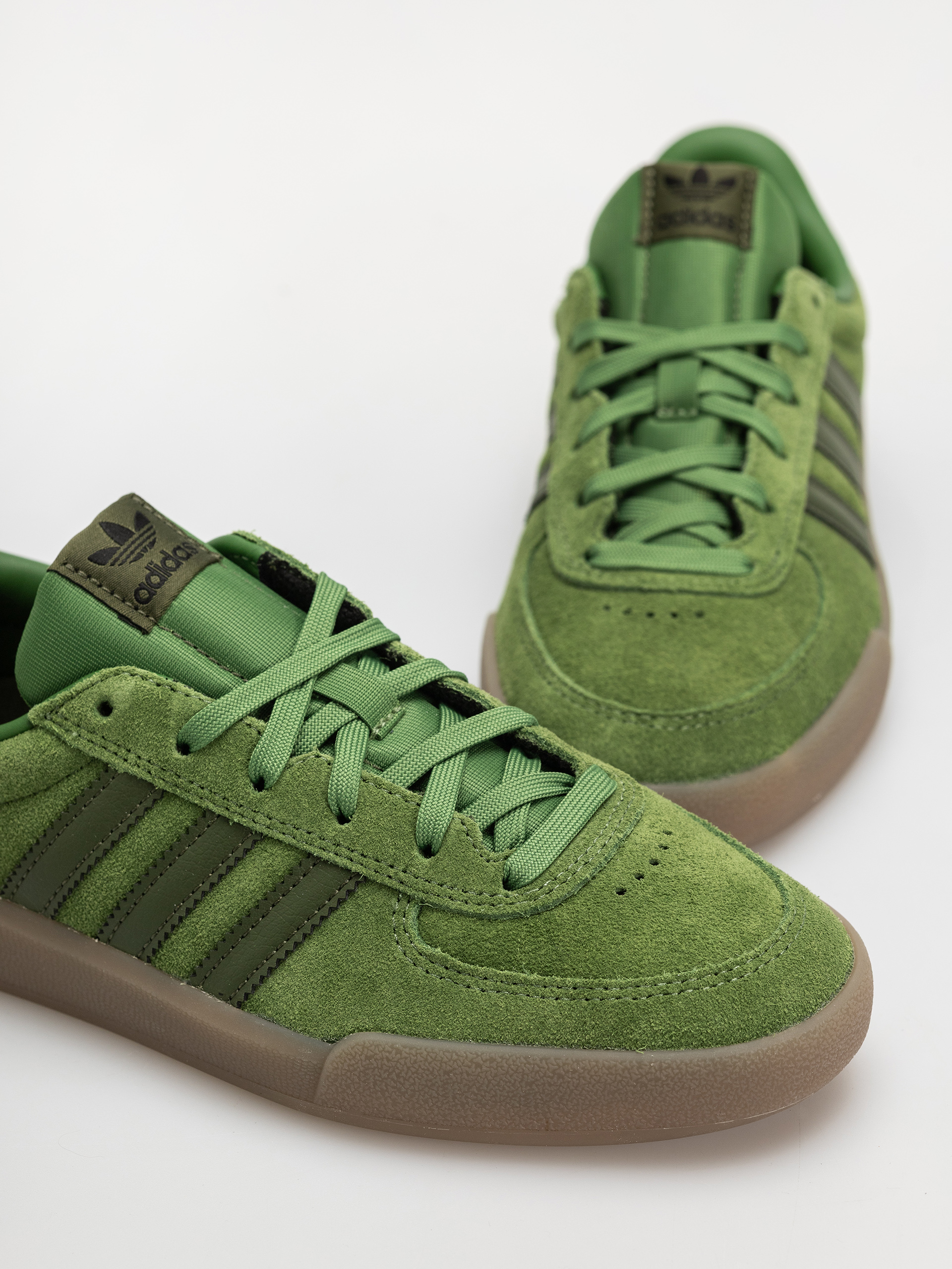 Topánky adidas Glenburn (cregrn/wilpin/gum5)