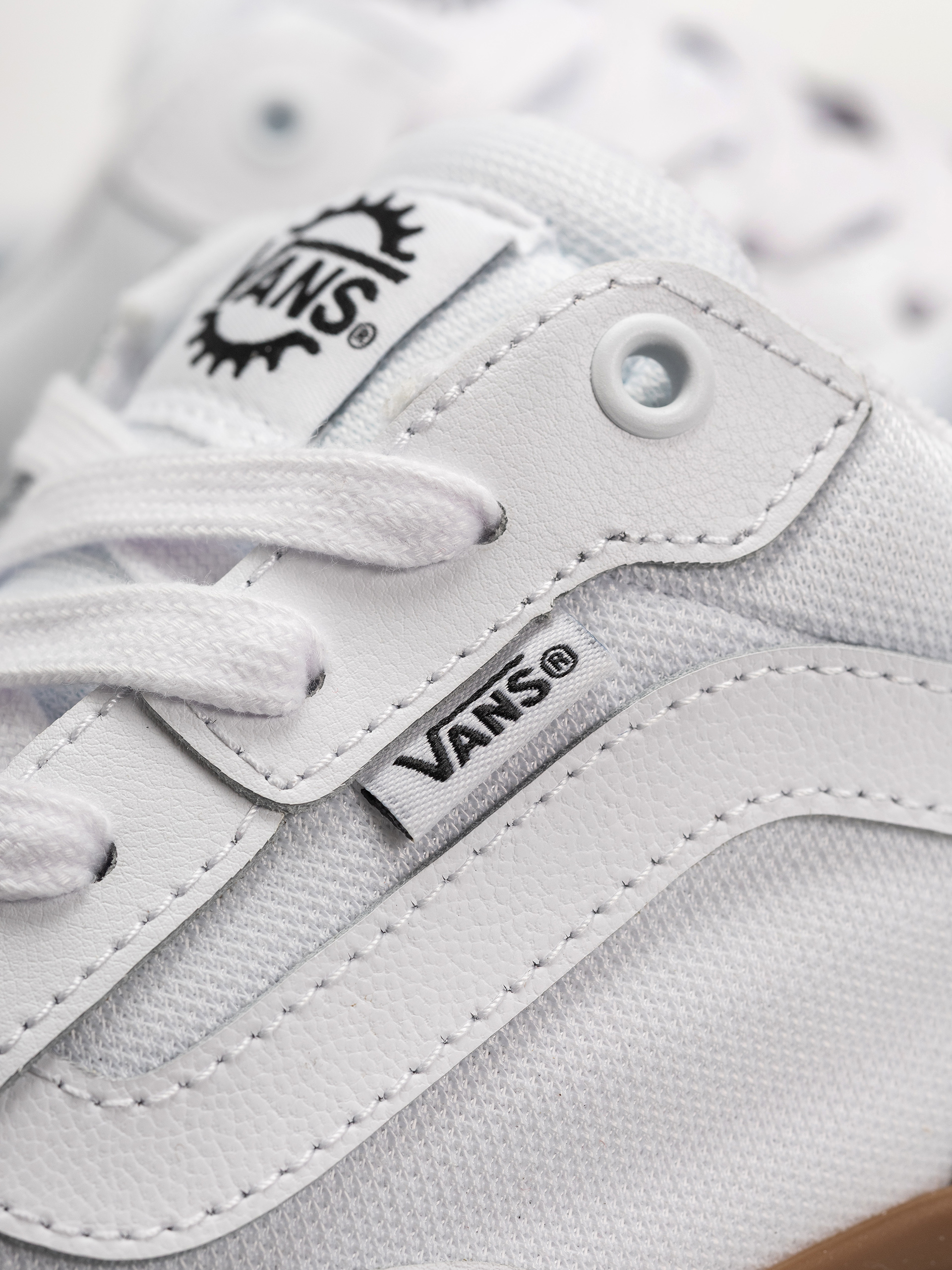 Topánky Vans Bmx Proof Wafflecup (white/gum)