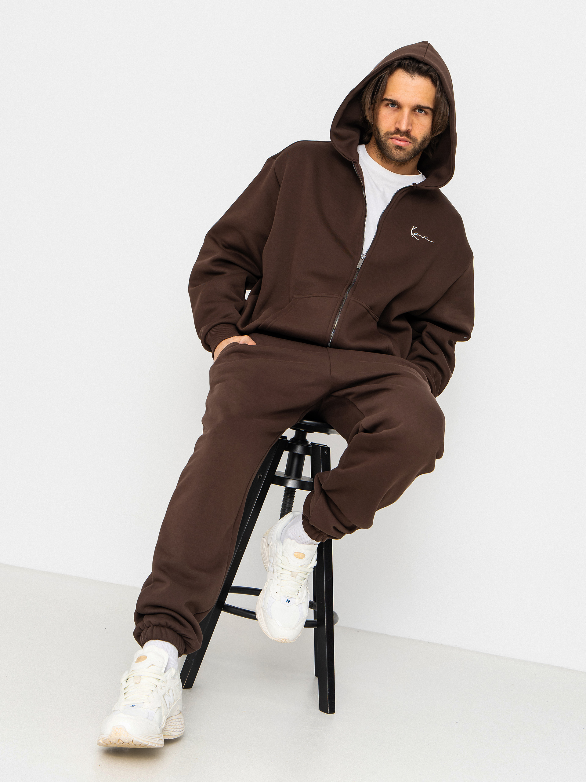 Mikina s kapucňou Karl Kani Small Signature Essential ZHD (brown)