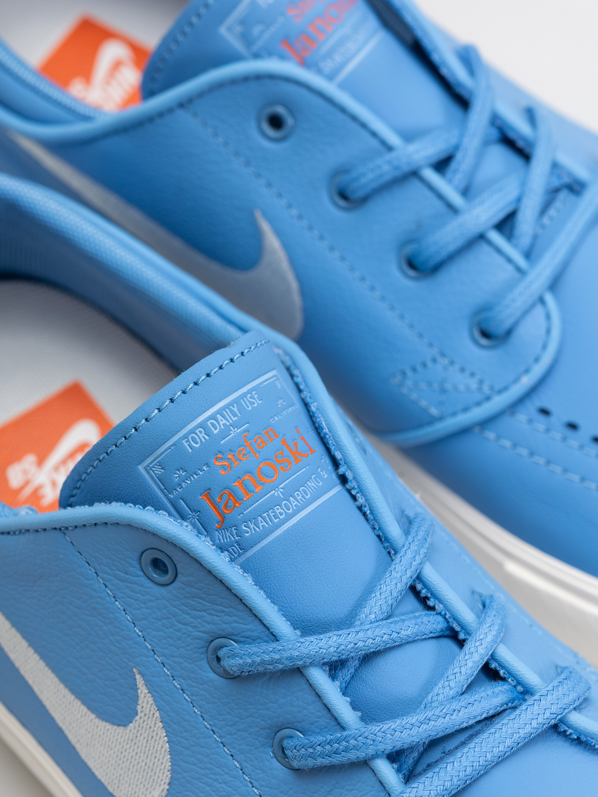 Topánky Nike SB Zoom Janoski OG+ ISO (university blue/sail university blue)