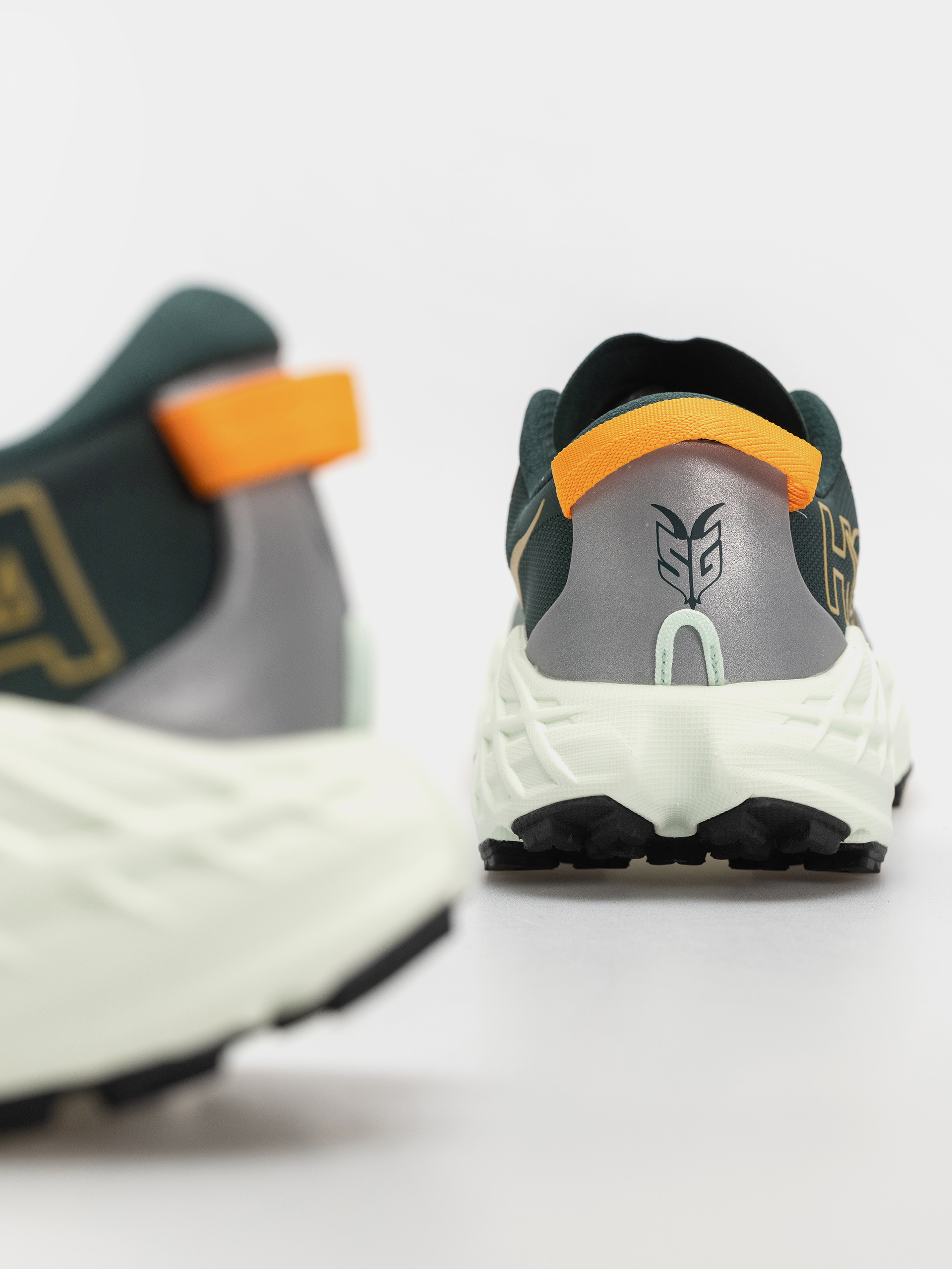 Topánky Hoka Speedgoat 7 (bay leaf/sea glass)