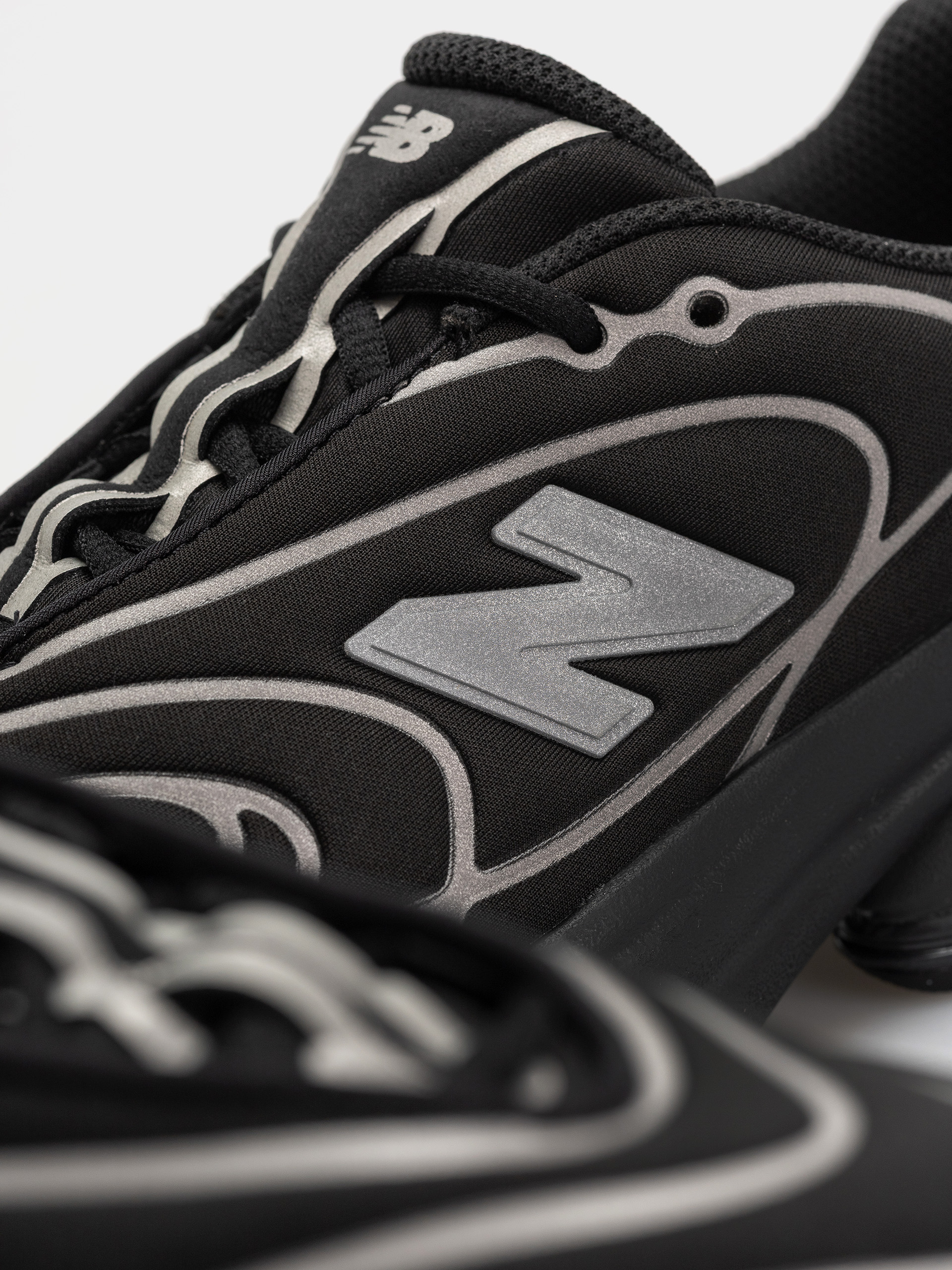 Topánky New Balance 5030 (black/silver metallic)