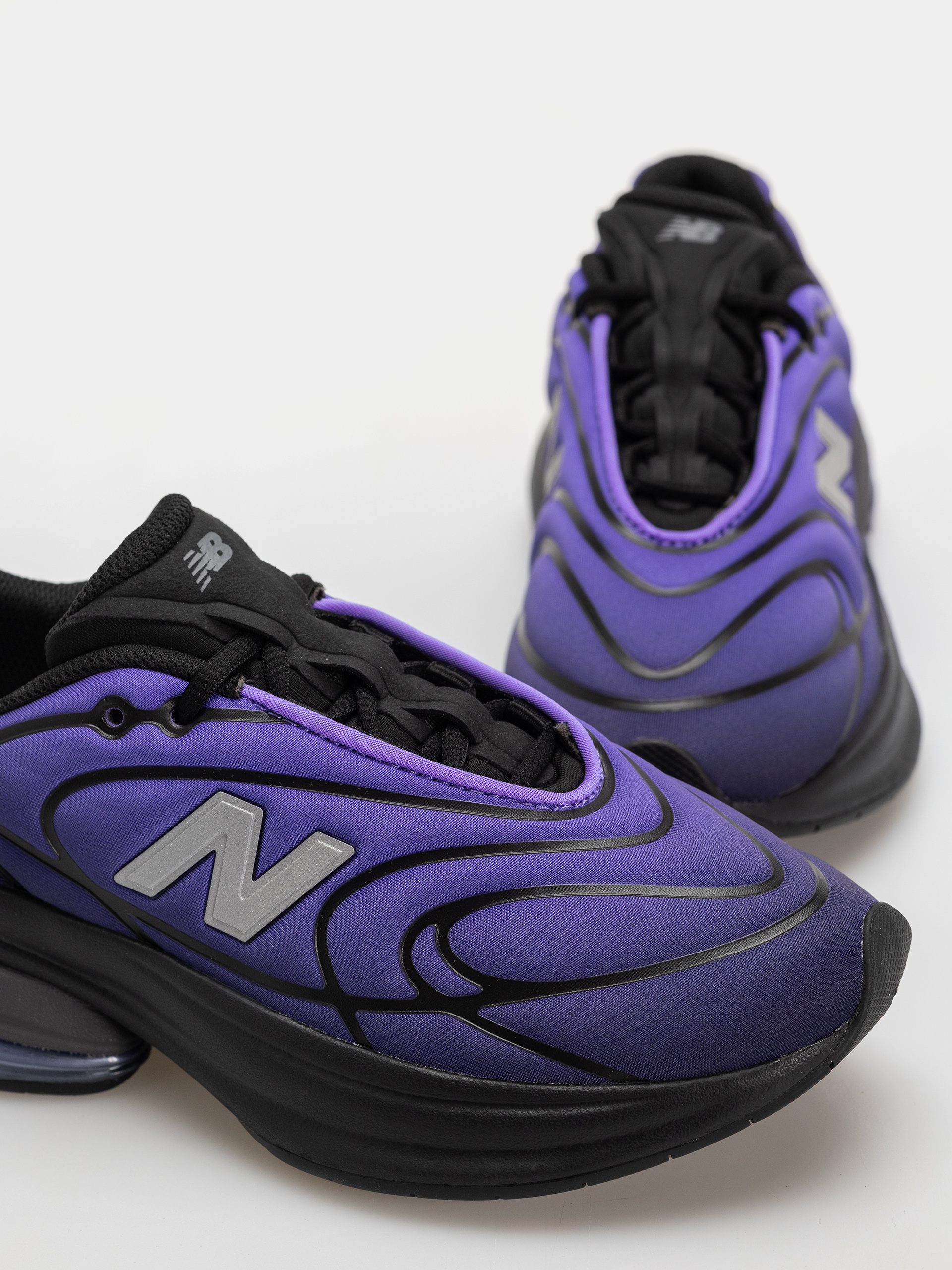 Topánky New Balance 5030 (black/electric indigo)