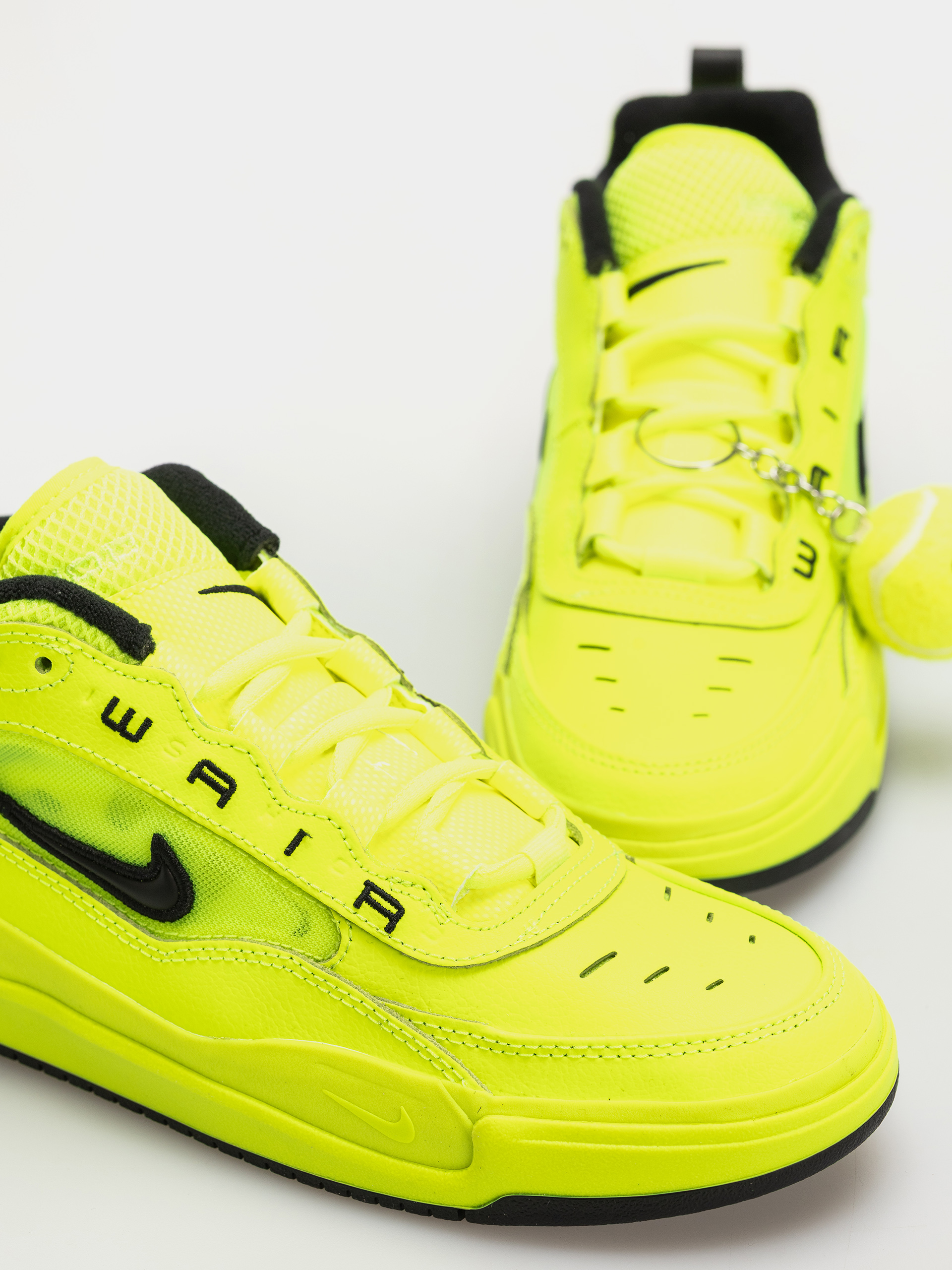 Topánky Nike SB Air Max Ishod Premium (volt/black/volt/black)