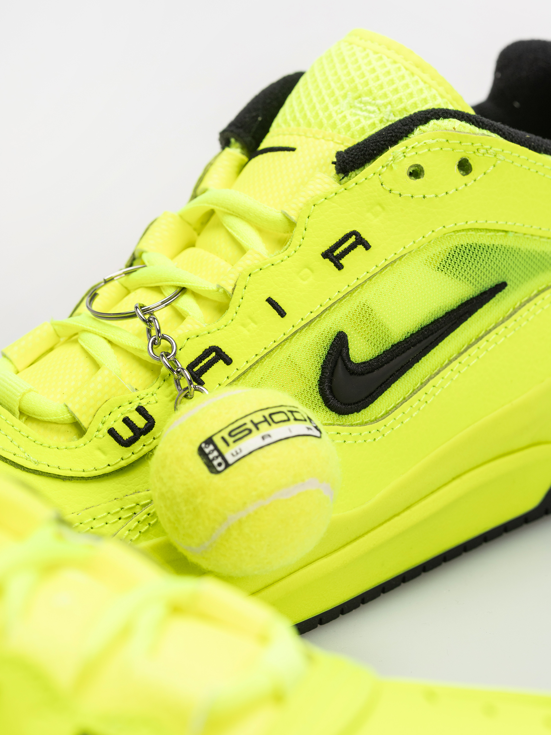 Topánky Nike SB Air Max Ishod Premium (volt/black/volt/black)