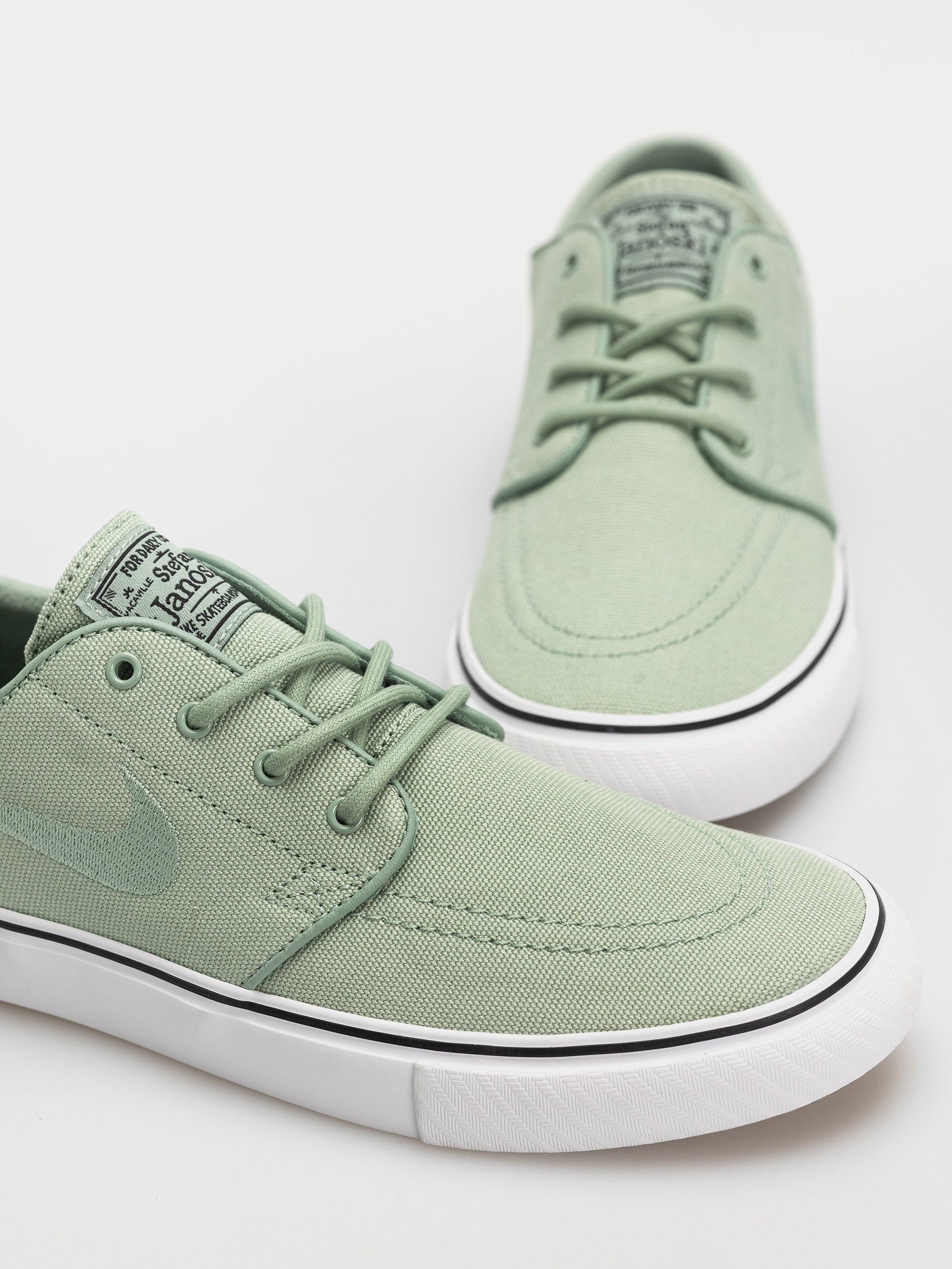 Topánky Nike SB Zoom Janoski OG+ Canvas (steam/steam/white/gum light brown)