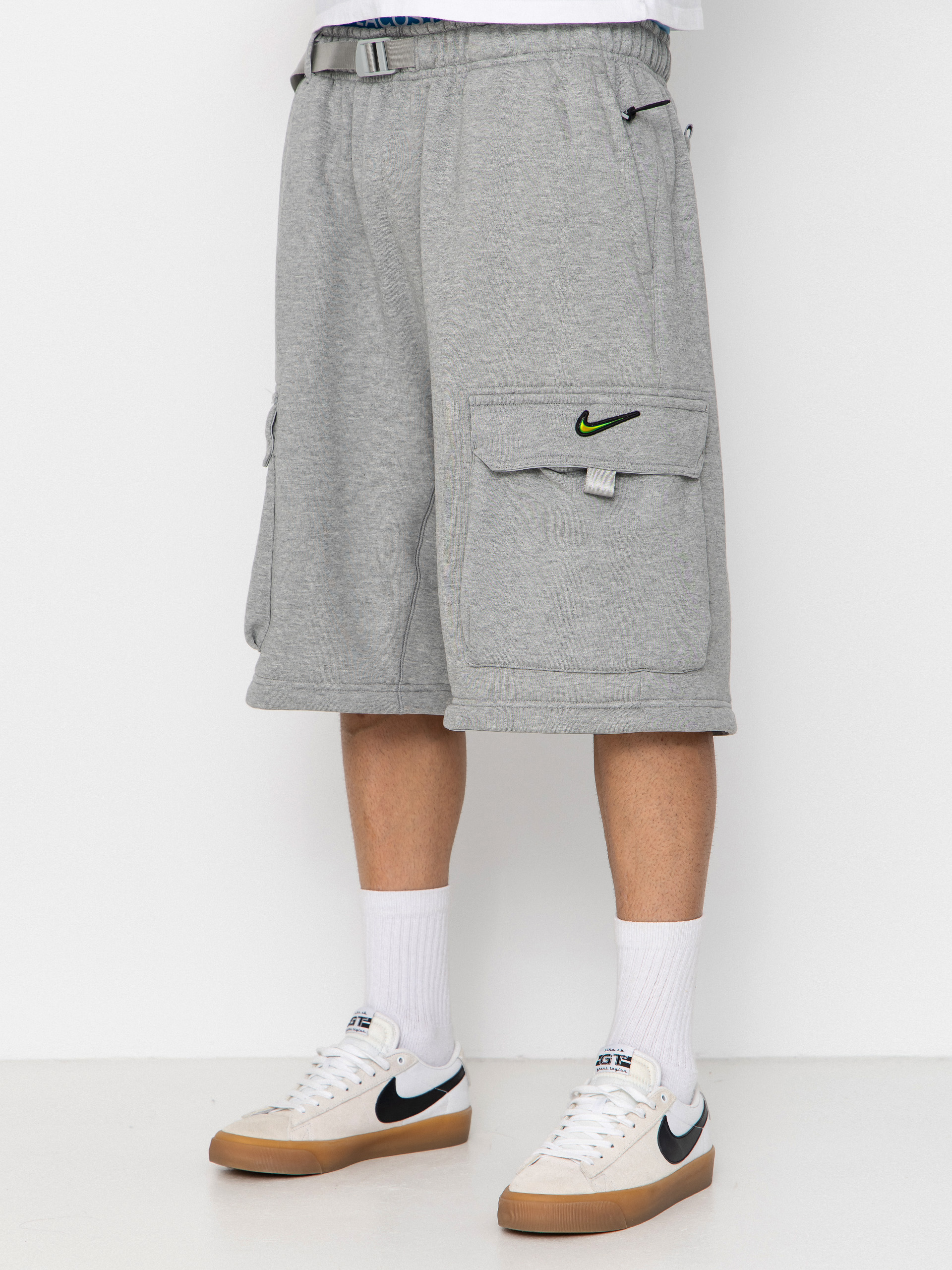Nohavice Nike SB Ishod Cargo (dk grey heather)