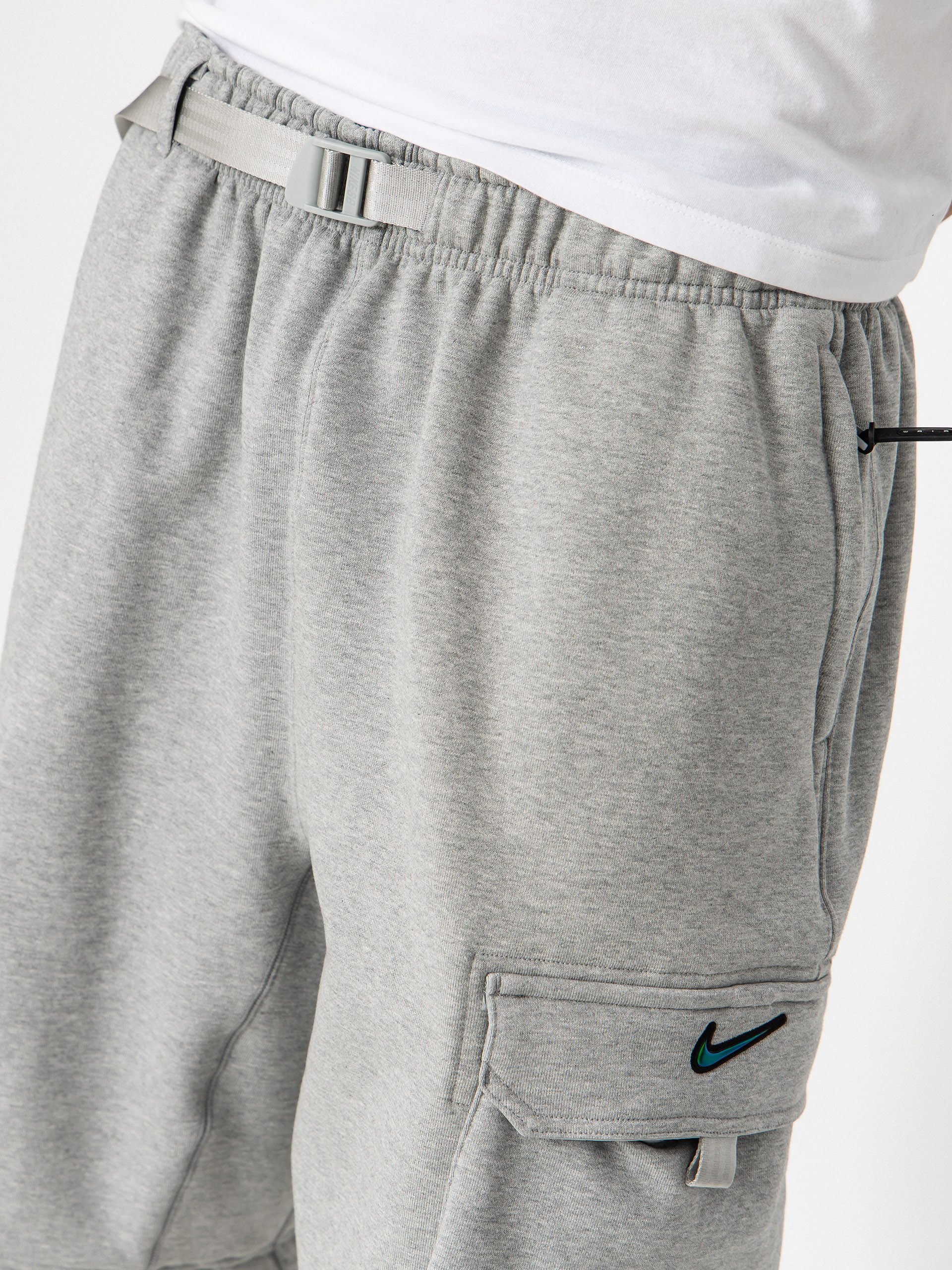 Nohavice Nike SB Ishod Cargo (dk grey heather)