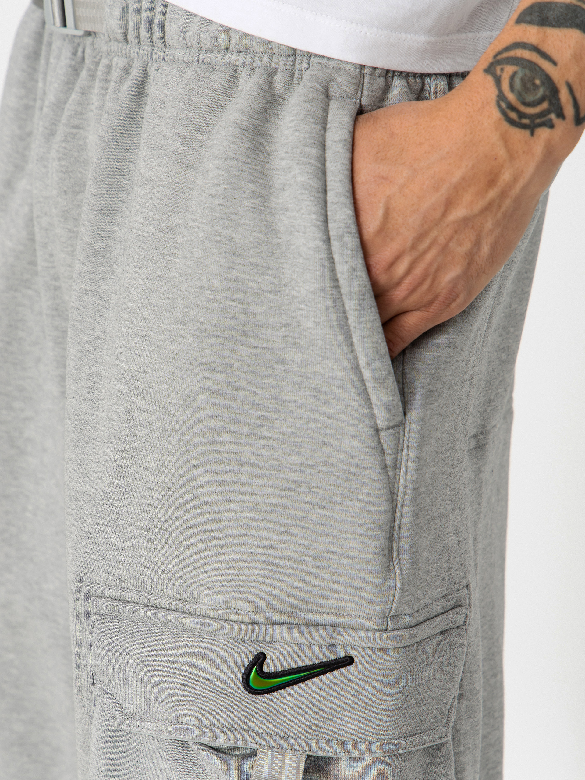 Nohavice Nike SB Ishod Cargo (dk grey heather)