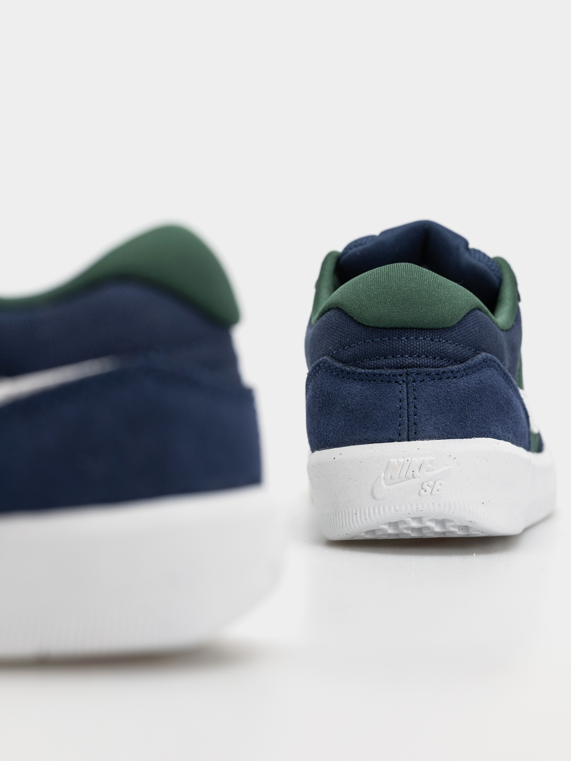 Topánky Nike SB Force 58 (navy/summit white/noble green/white)