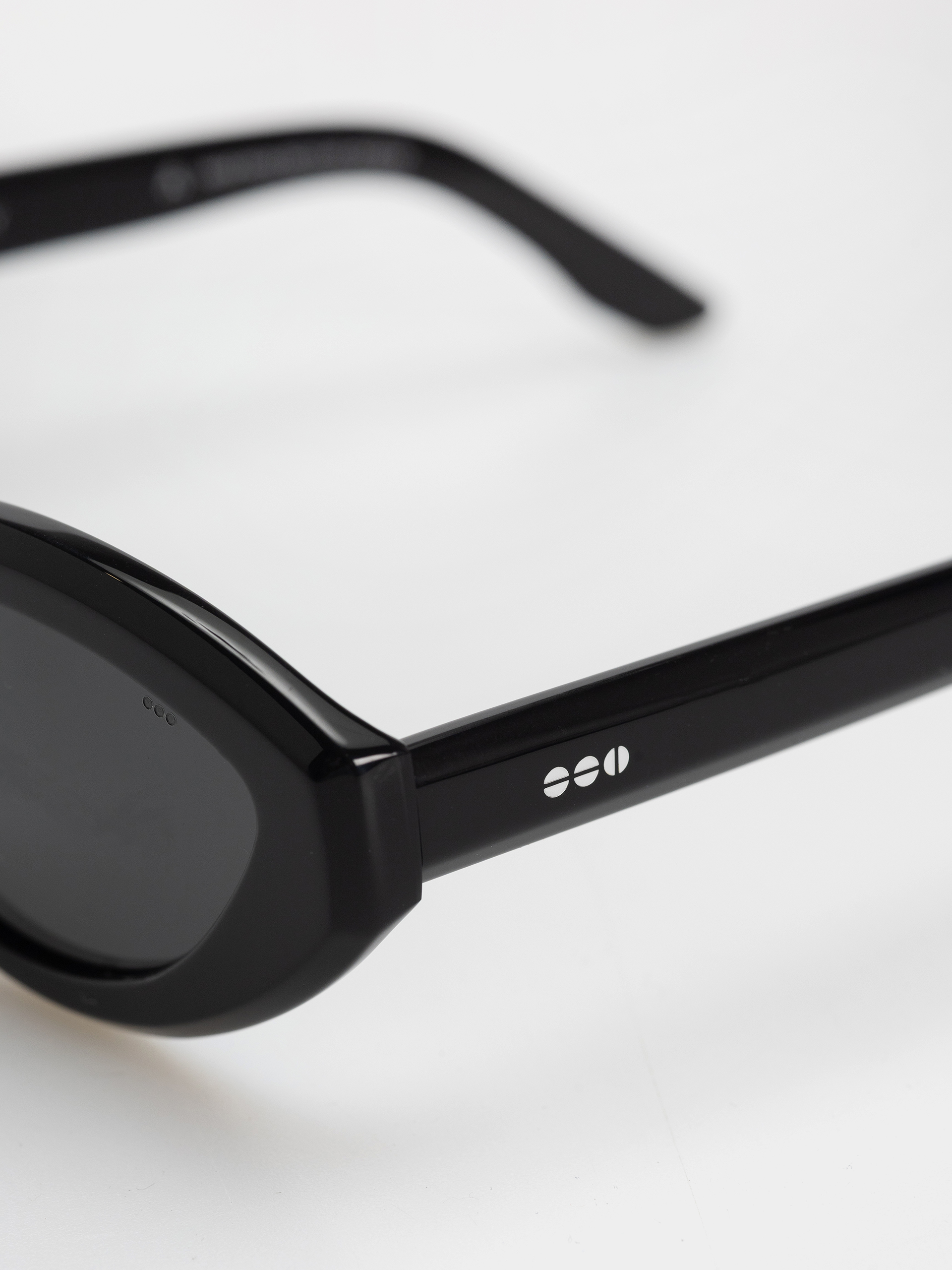 Slnečné okuliare Komono Peggy (black)