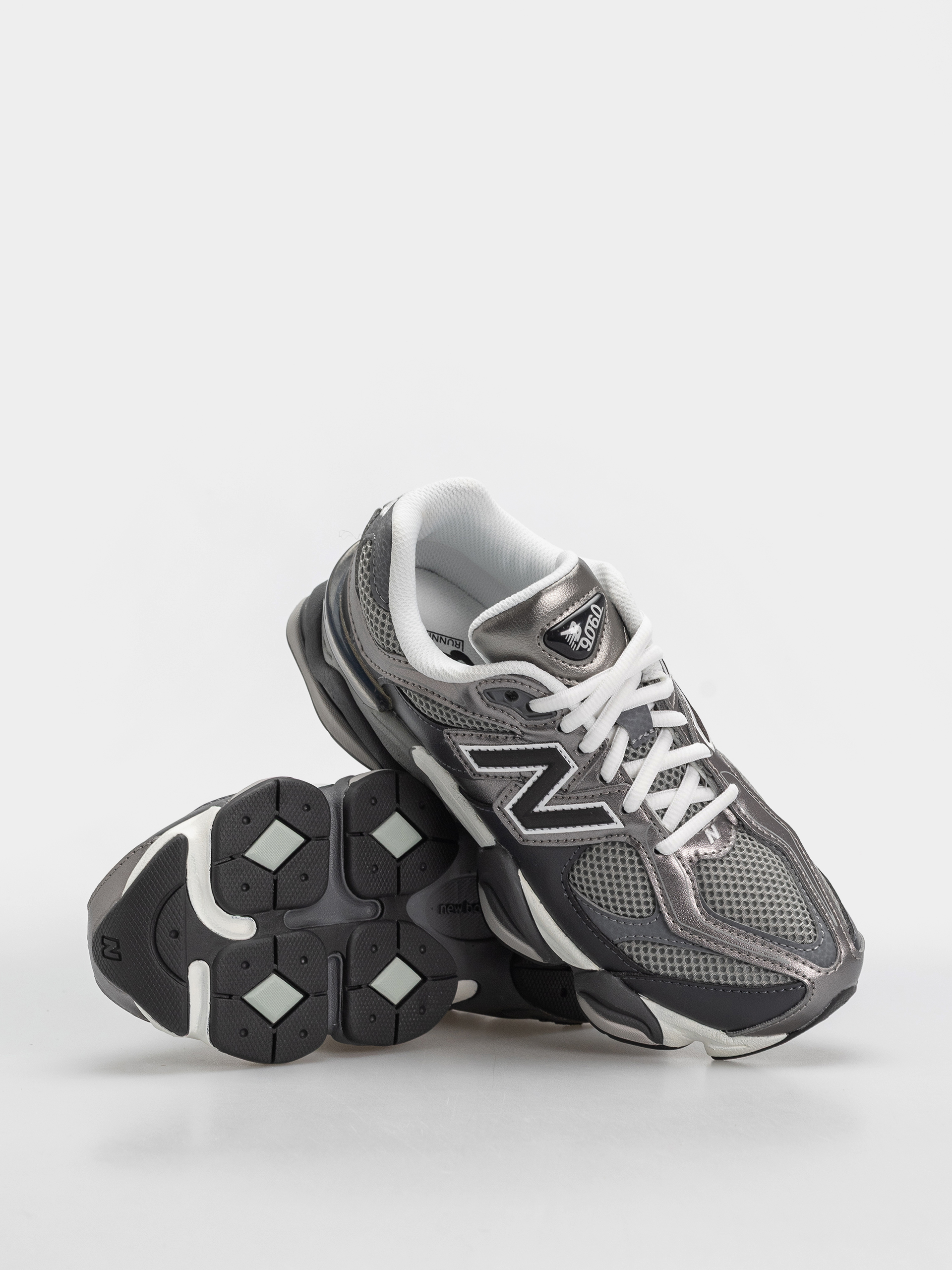 Topánky New Balance 9060 JR (magnet/faded black)
