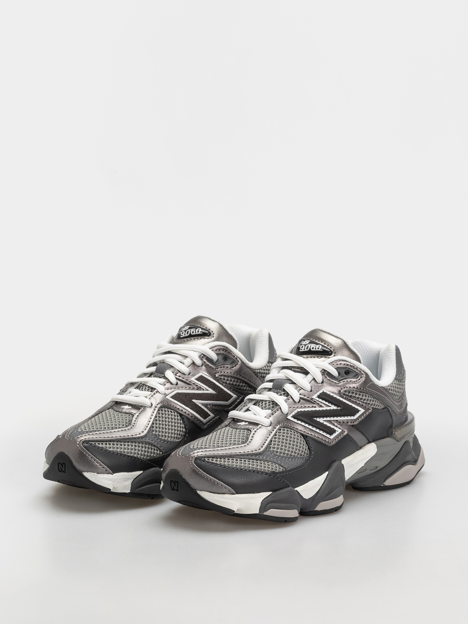 Topánky New Balance 9060 JR (magnet/faded black)