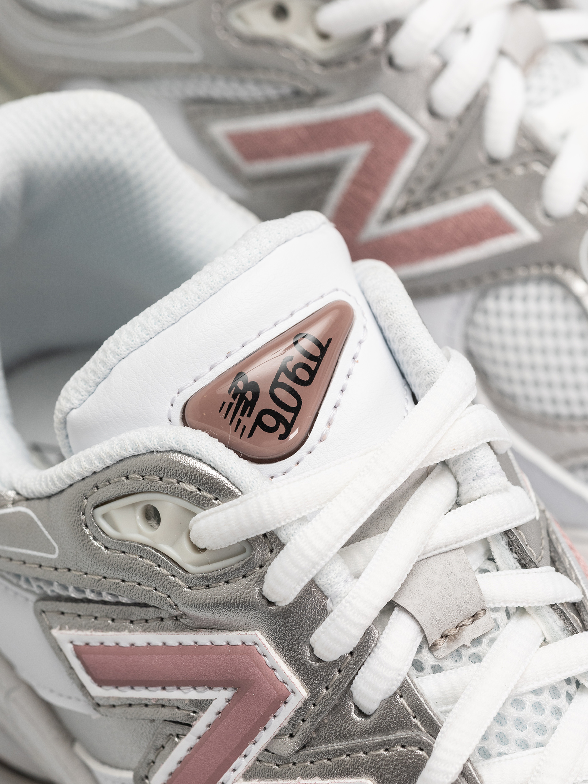 Topánky New Balance 9060 JR (103 white/rosewood)