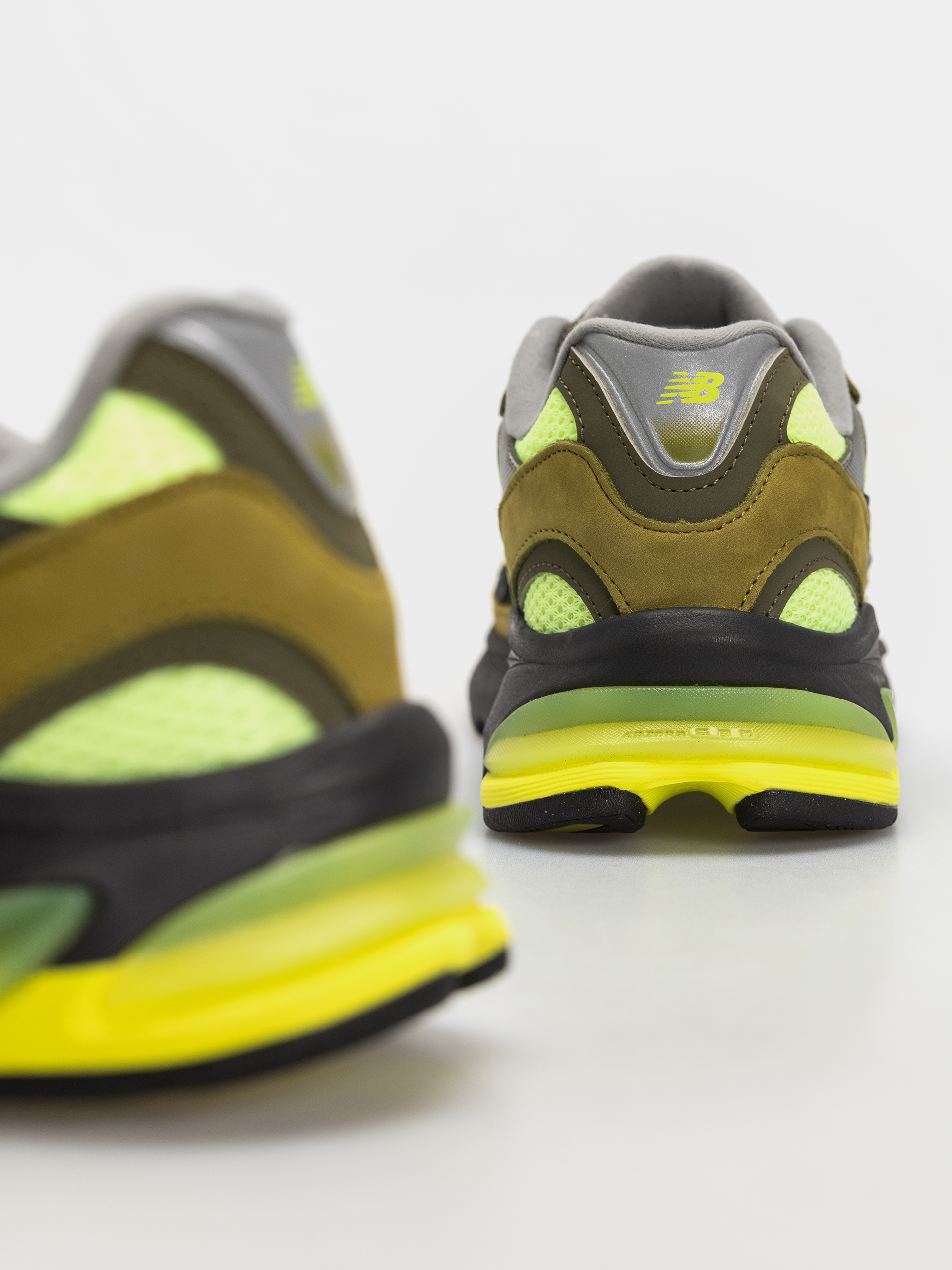 Topánky New Balance 2010 (sea moss/afterglow/alkaline green)