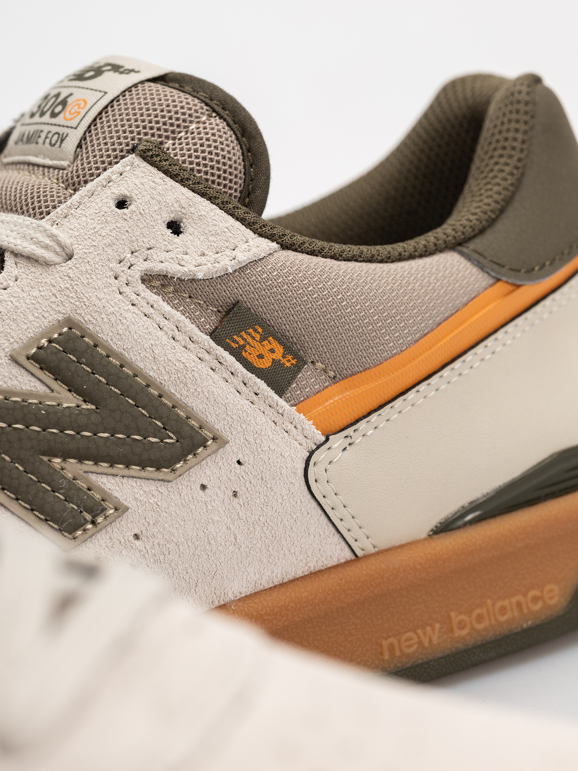 Topánky New Balance 306 (timberwolf/dark moss)
