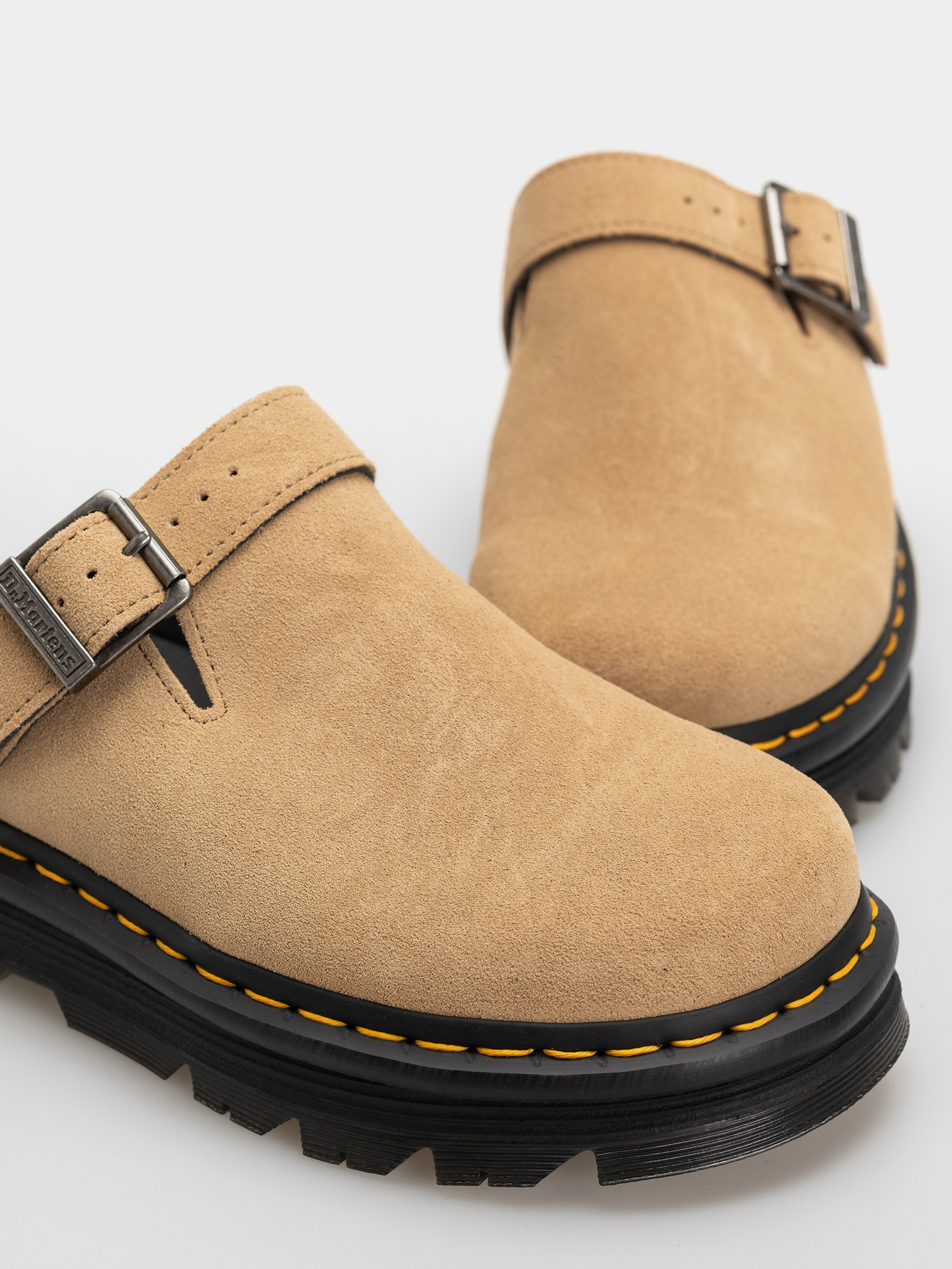 Topánky Dr. Martens ZebZag Mule (savannah tan suede)