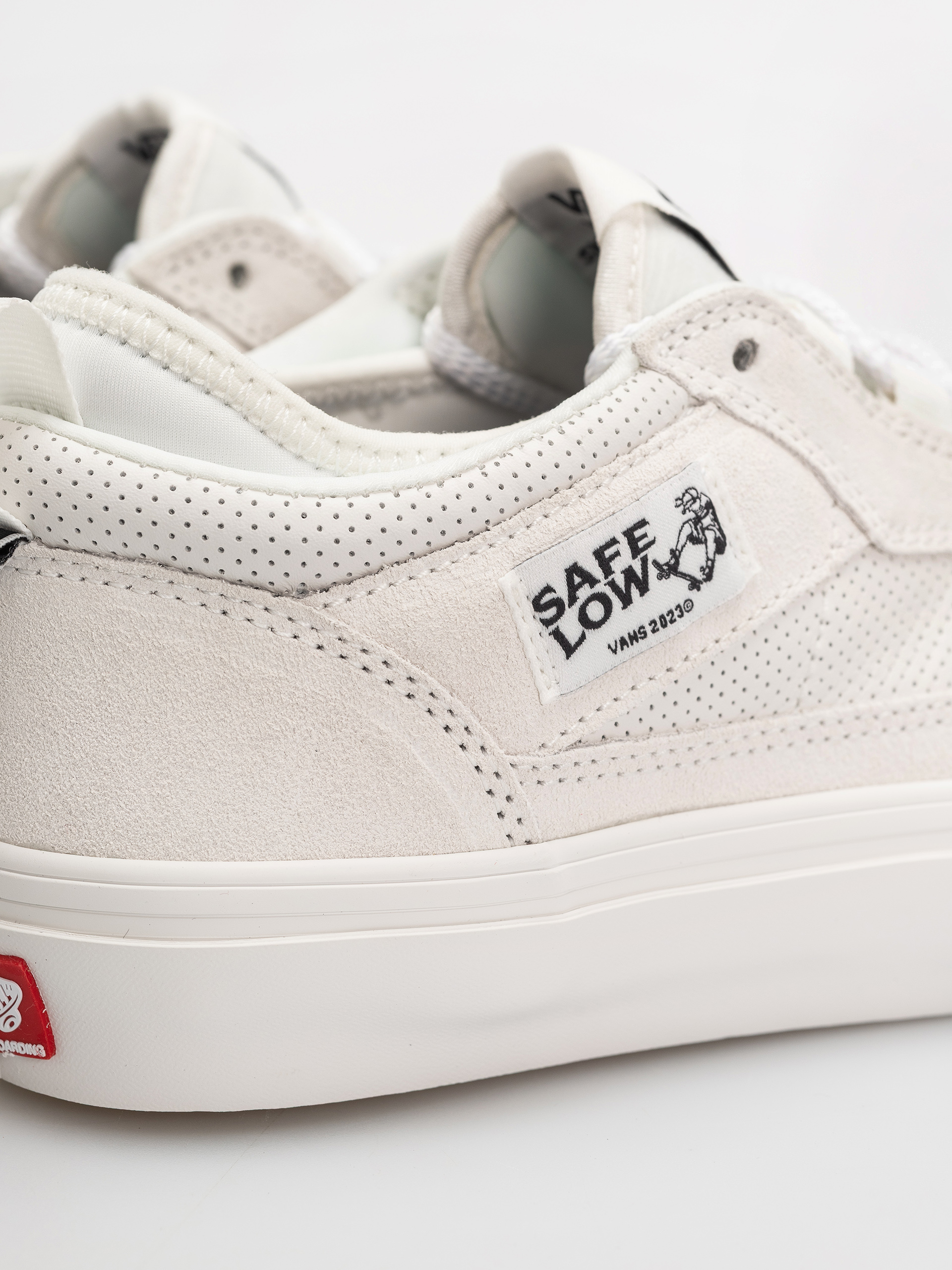 Topánky Vans Skate Safe Low (blanc de blanc)