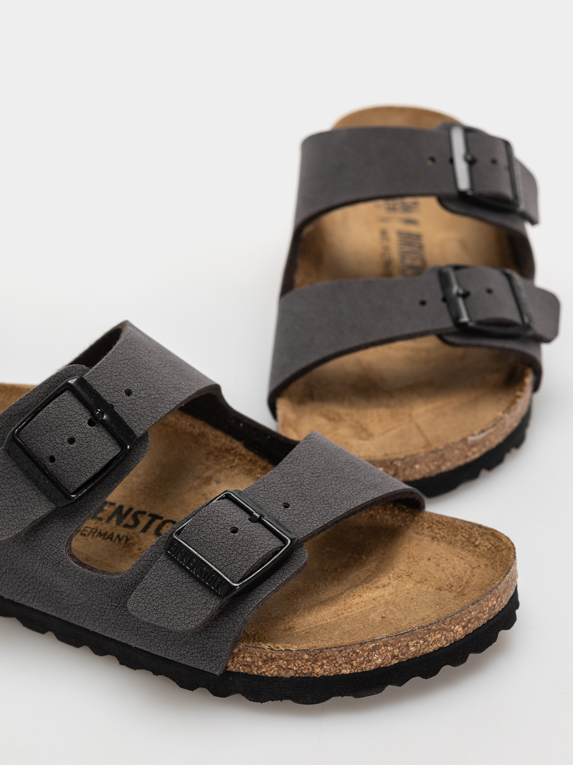 Šľapky Birkenstock Arizona Birkibuc Narrow (velvet gray/black)