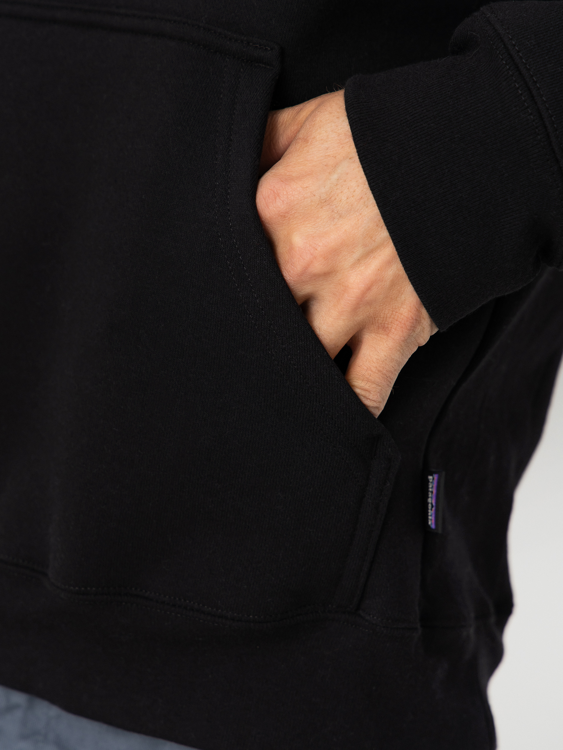Mikina s kapucňou Patagonia P 6 Label Uprisal HD (black)
