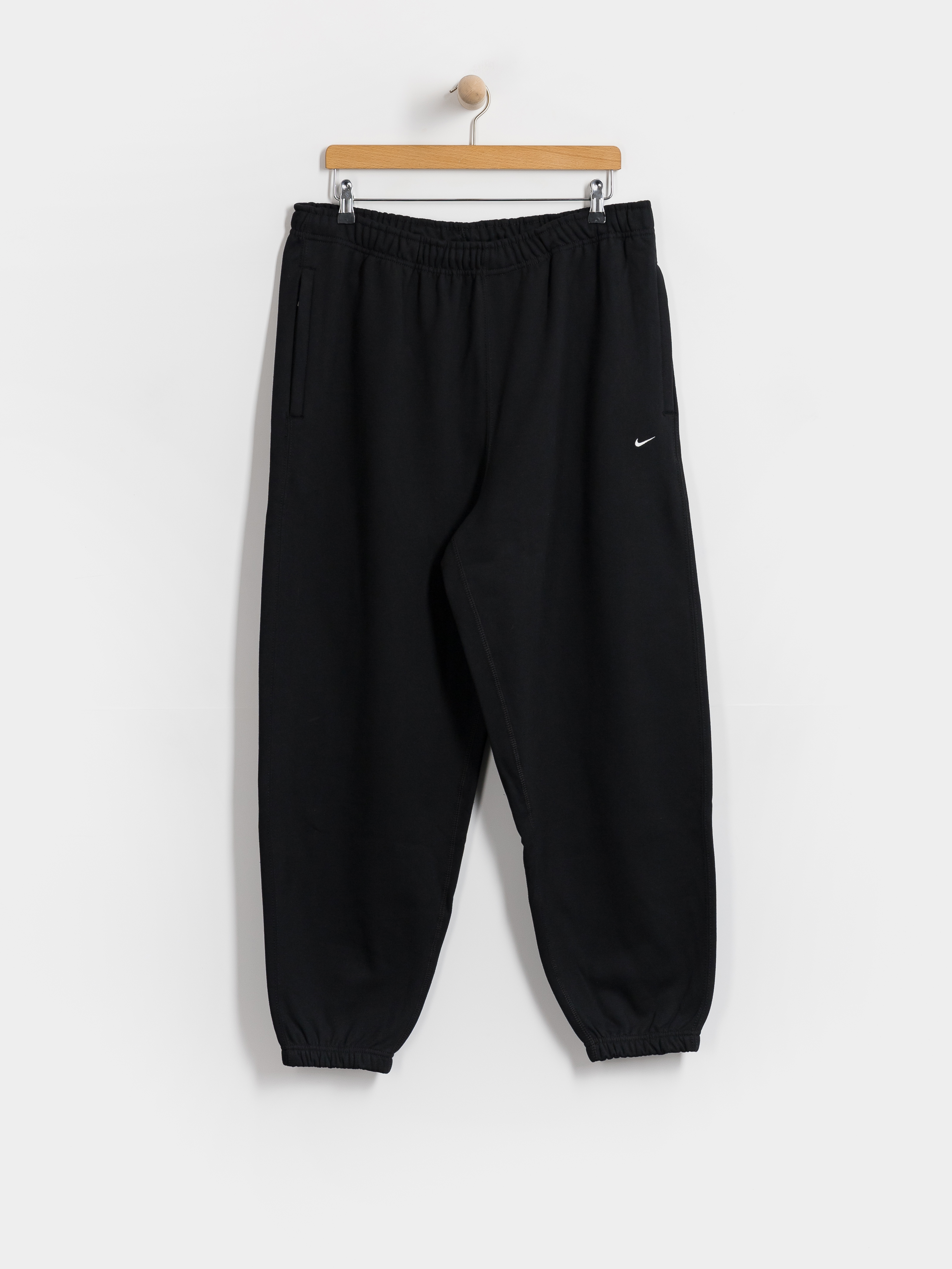Nohavice Nike SB Solo Swoosh (black/black/white)