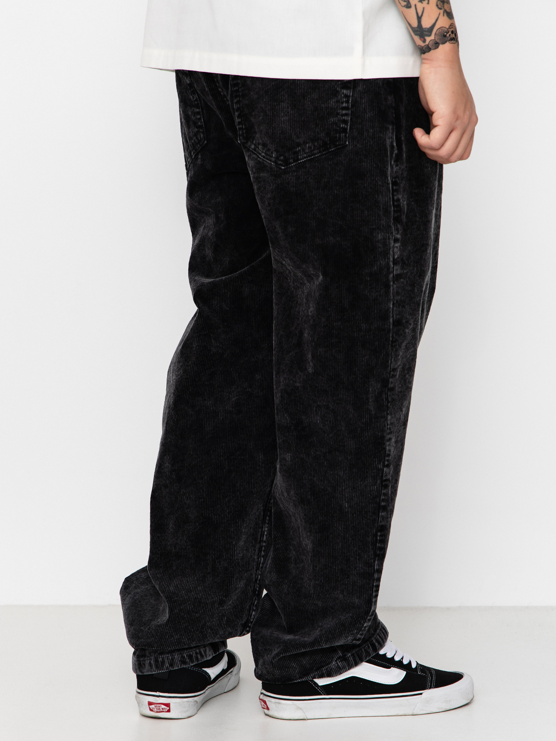 Nohavice Wasted Paris Faded Corduroy Casper (faded black)