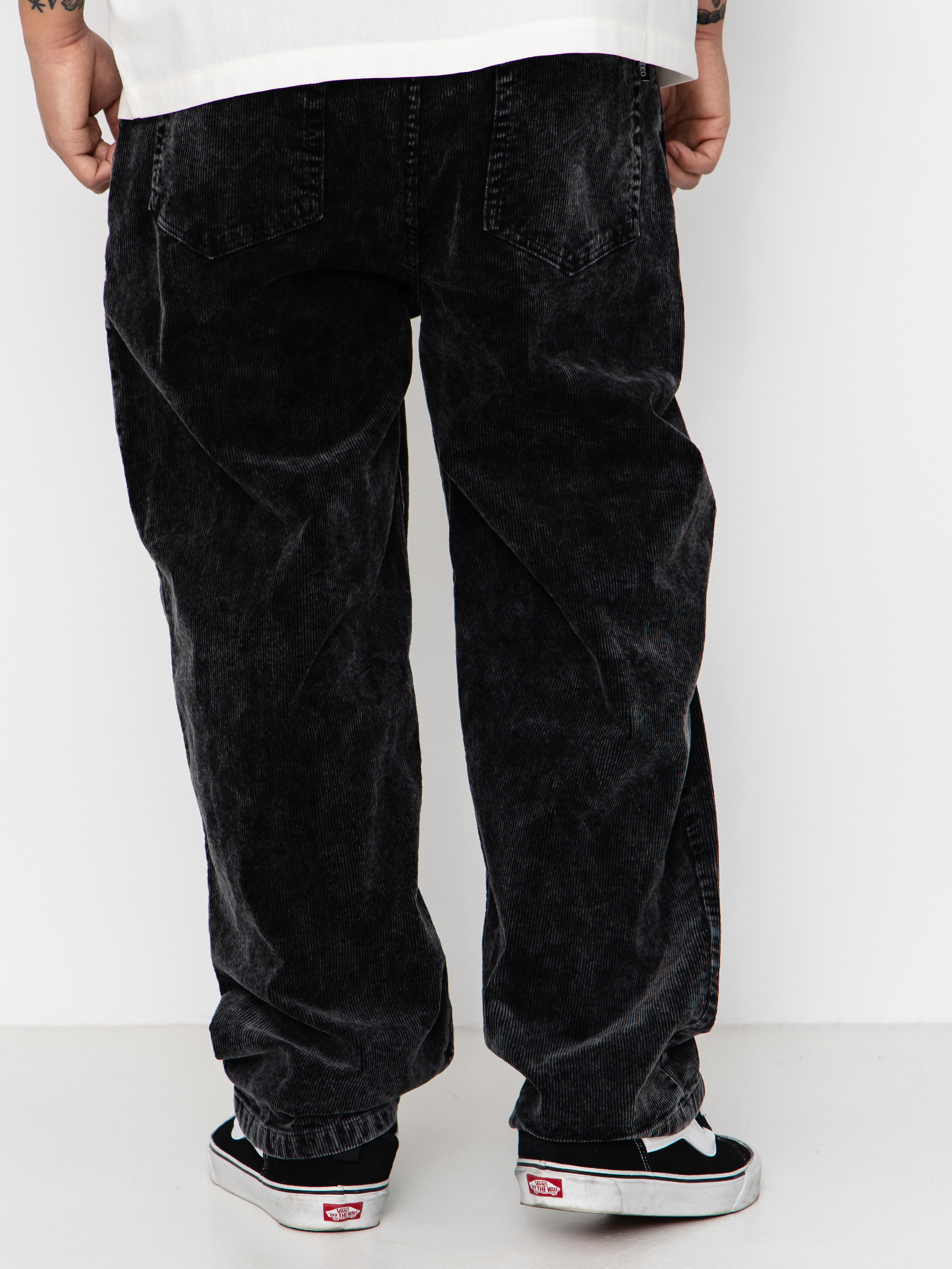 Nohavice Wasted Paris Faded Corduroy Casper (faded black)
