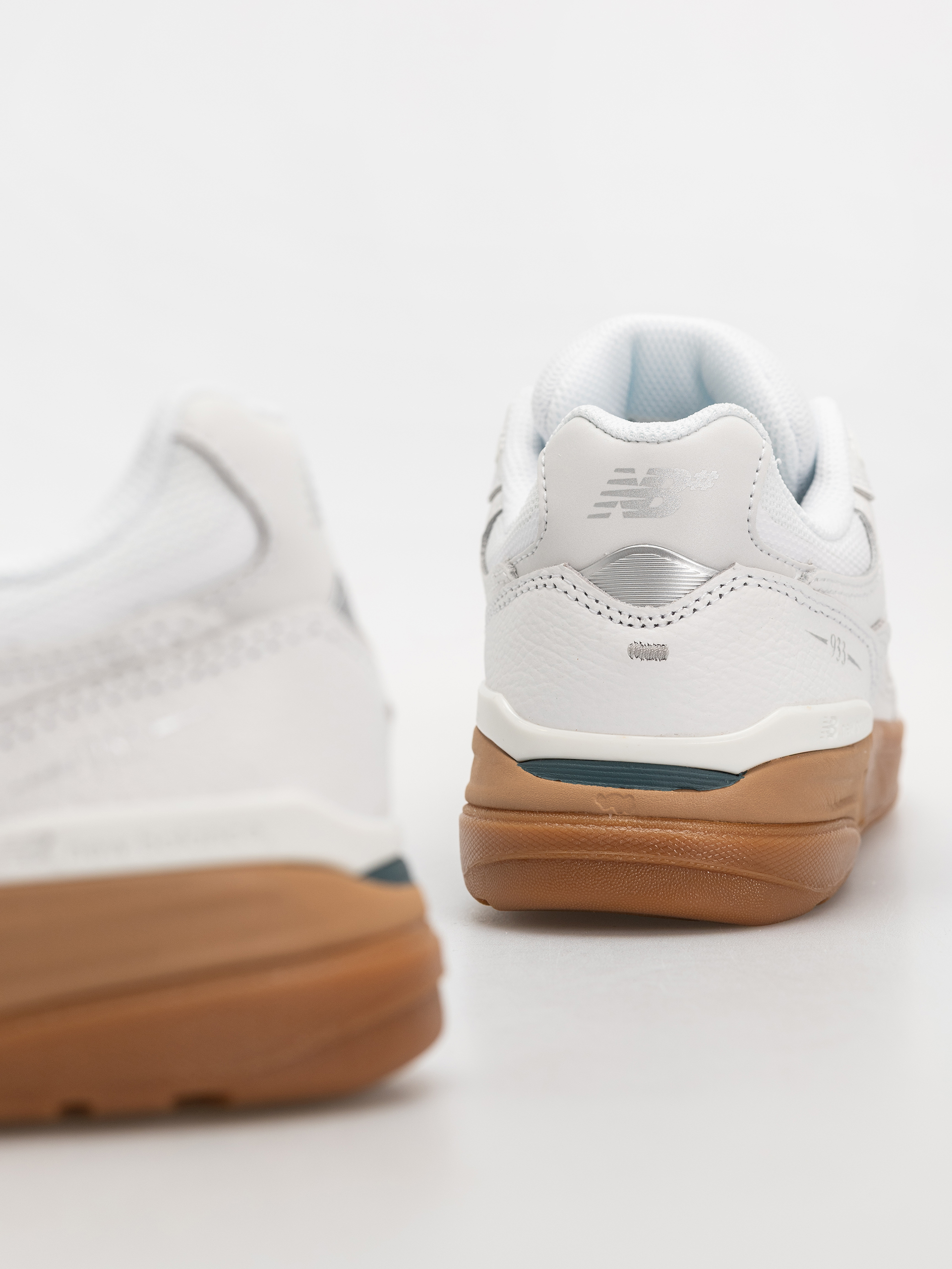 Topánky New Balance 933 (103 white/black)