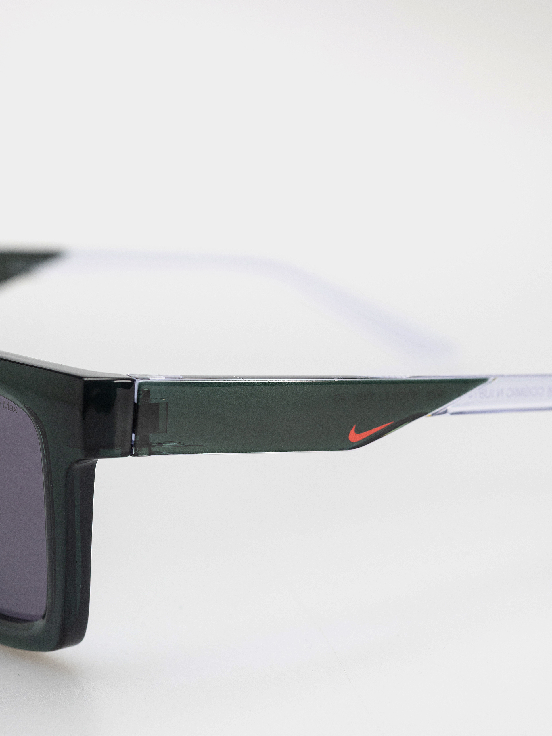 Slnečné okuliare Nike Tide Cosmic (vintage green/violet)