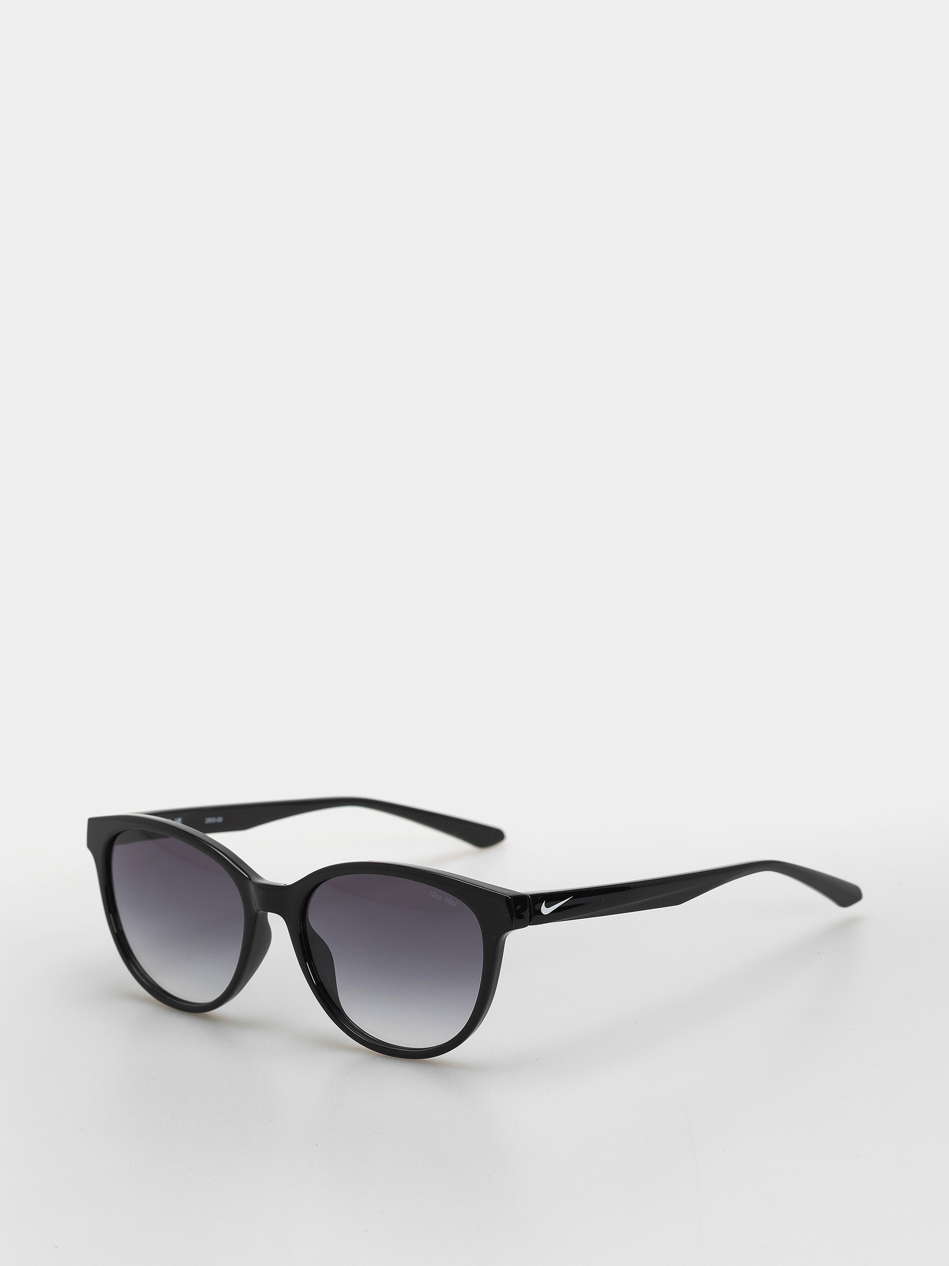 Slnečné okuliare Nike Vital Trend (black/smoke gradient)