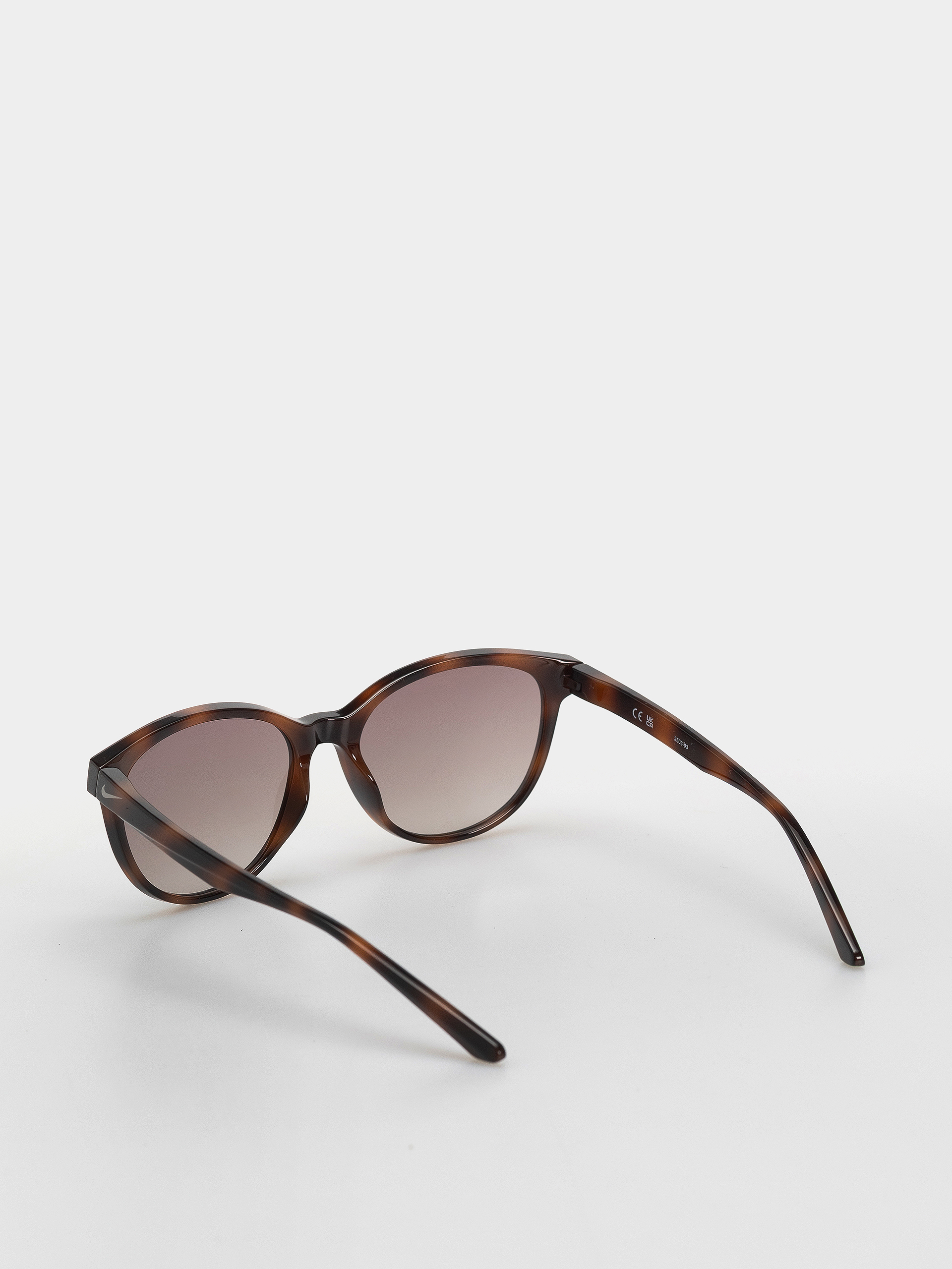 Slnečné okuliare Nike Vital Trend (tortoise/brown gradient)