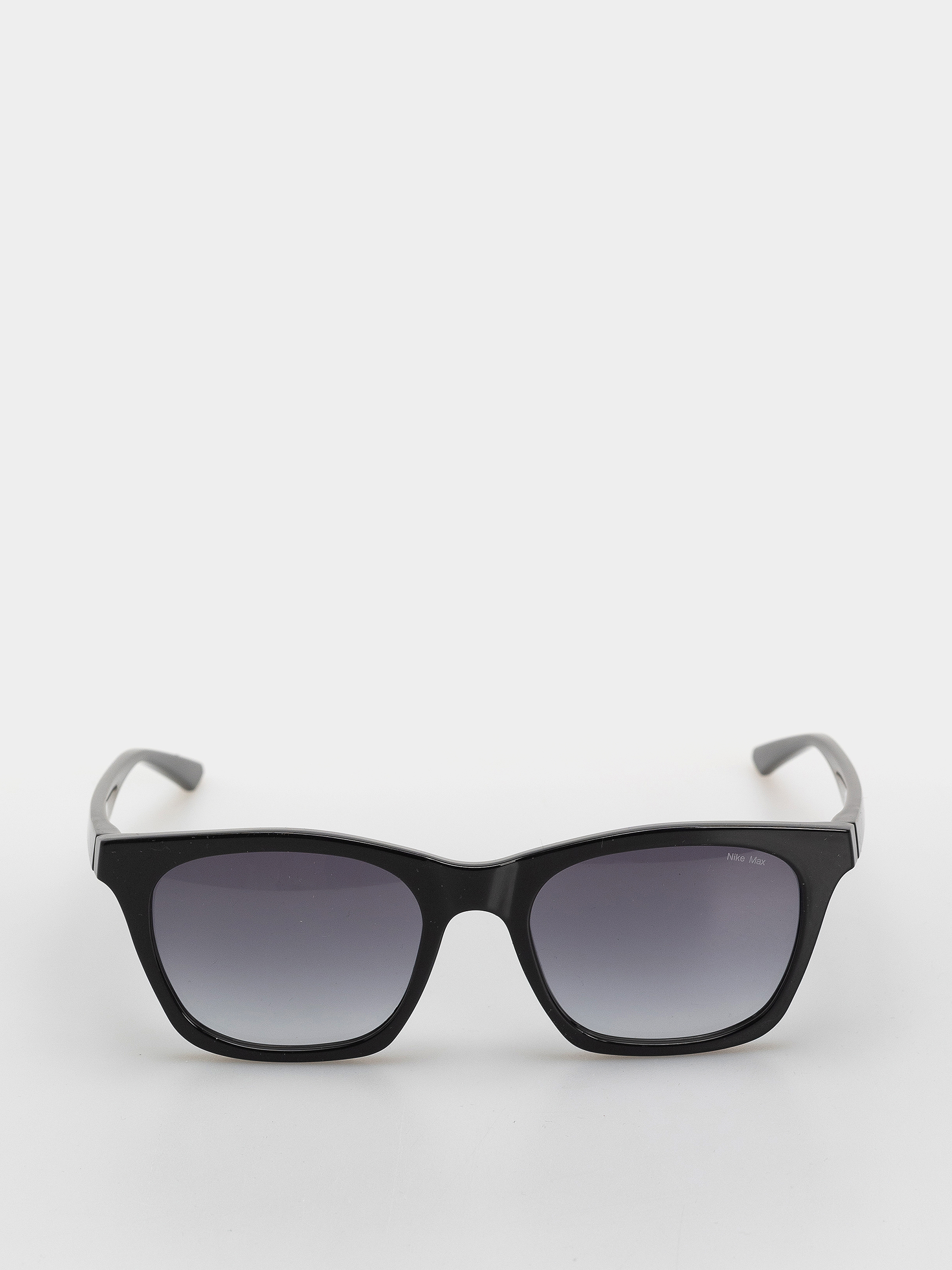 Slnečné okuliare Nike Vital Flow (black/smoke gradient)