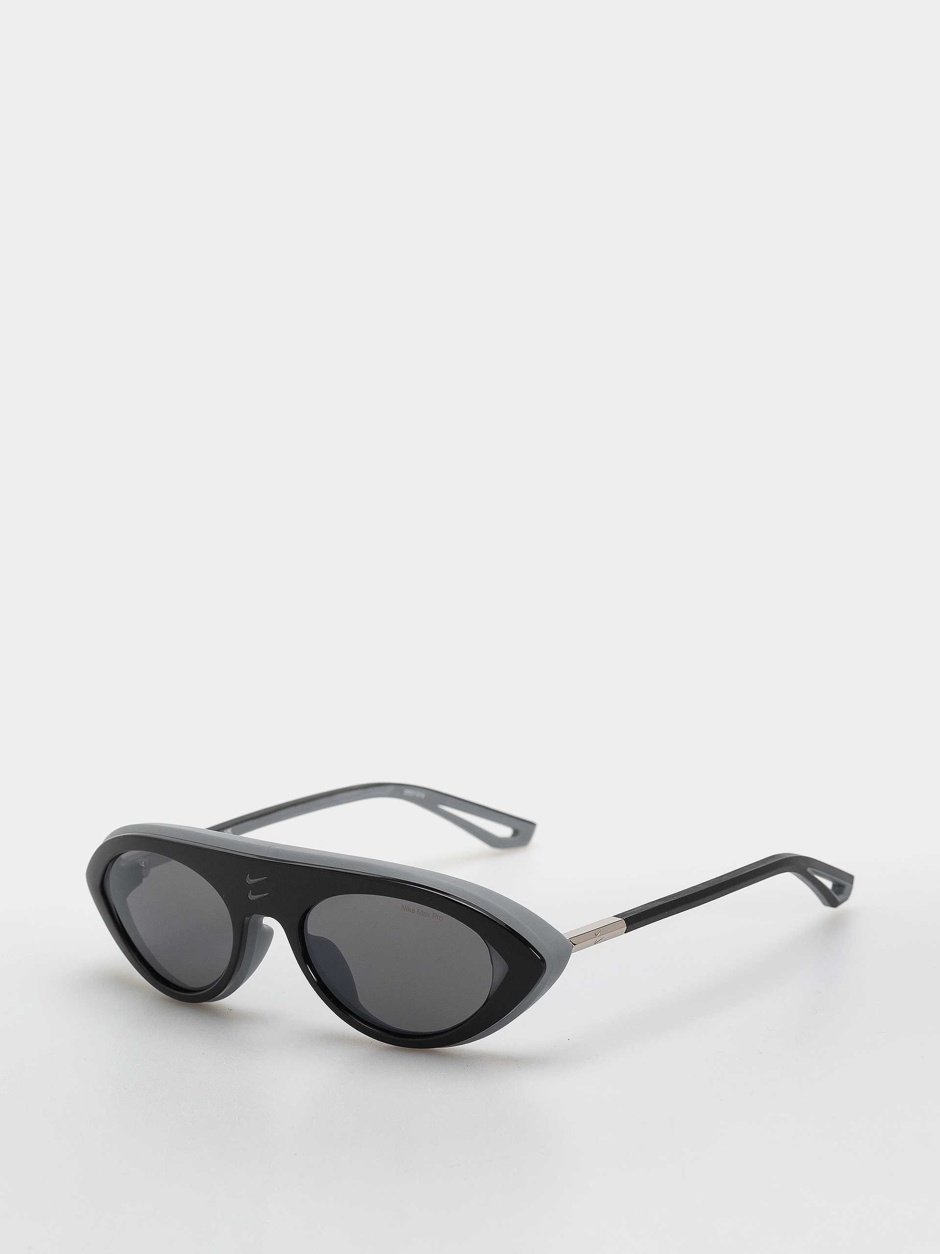 Slnečné okuliare Nike Forge Envy (black/grey)