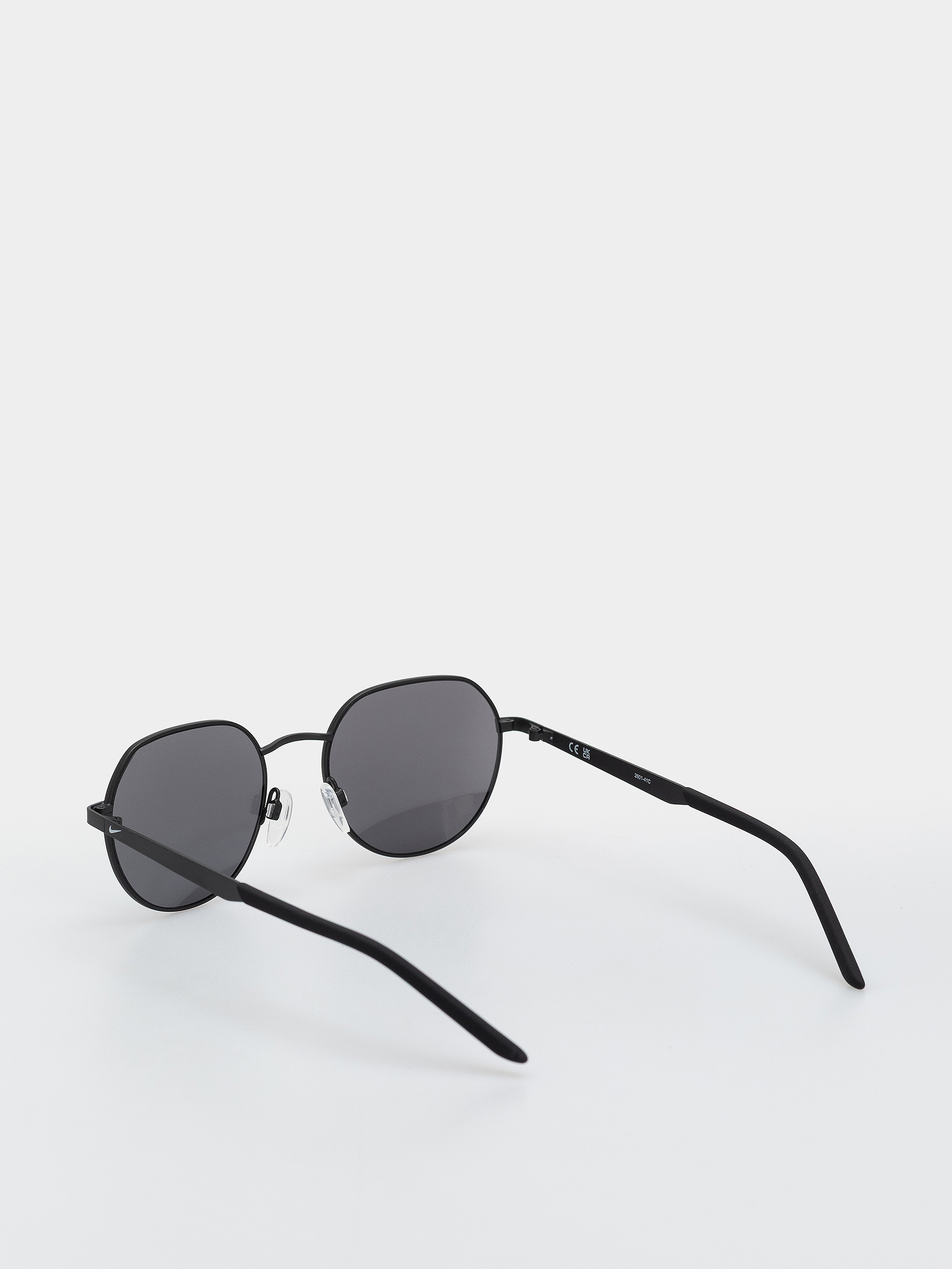 Slnečné okuliare Nike Traveler Trend (matte black/chrome mirror)