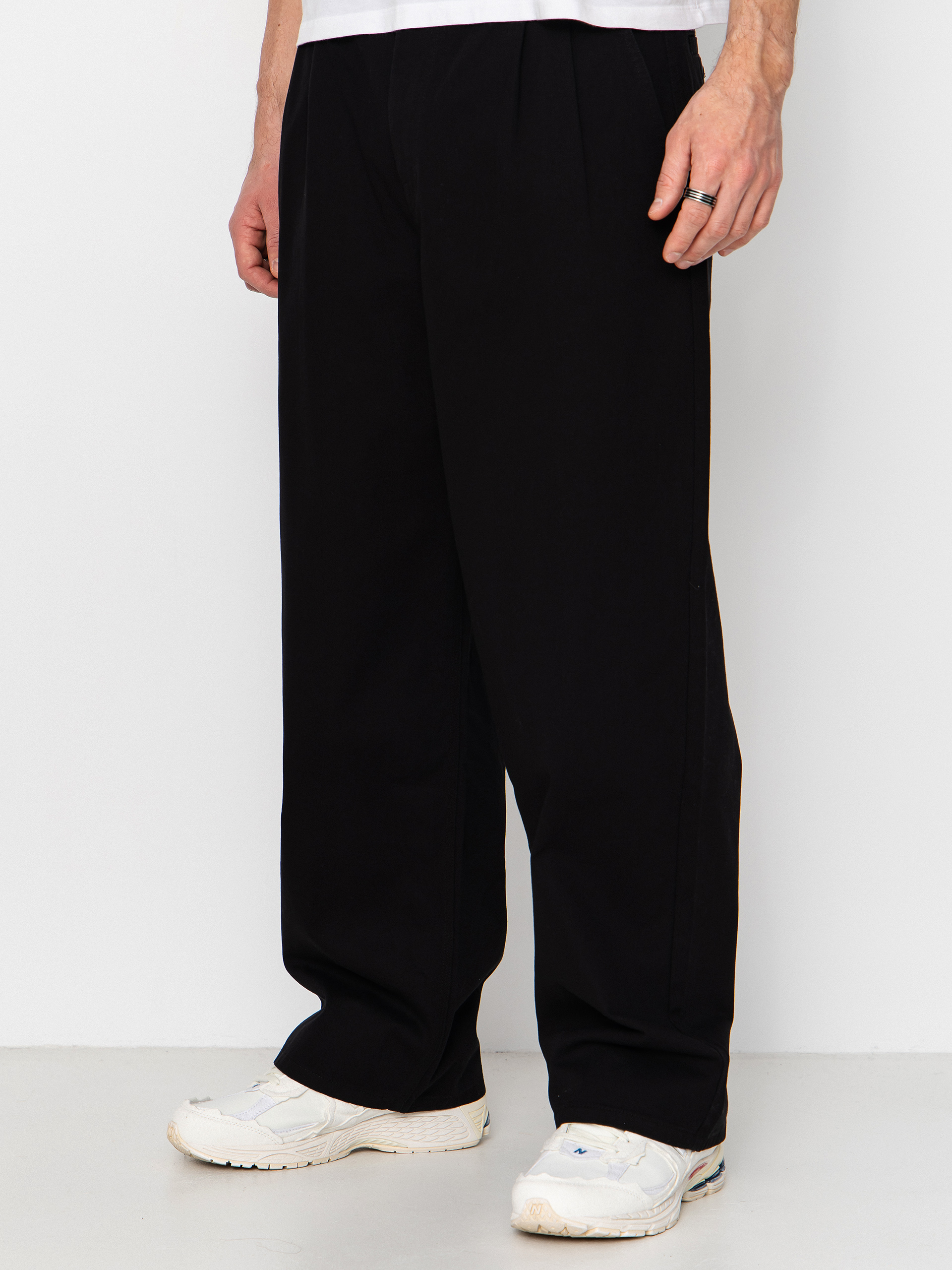 Nohavice Volcom Baggos Pleat (black)