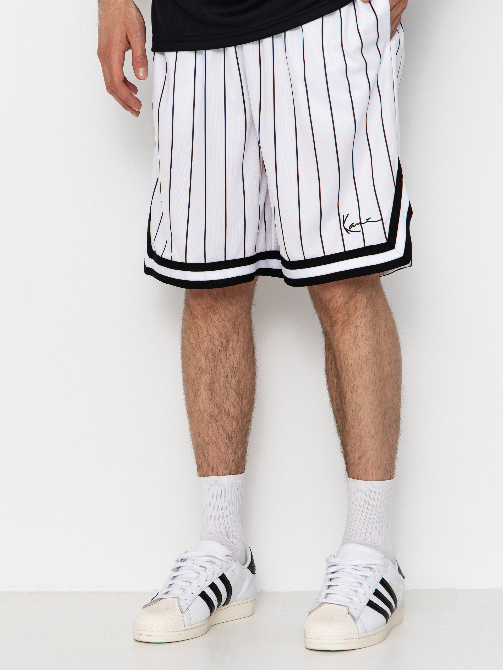 Kraťasy Karl Kani Small Signature Pinstripe Mesh (white/black)