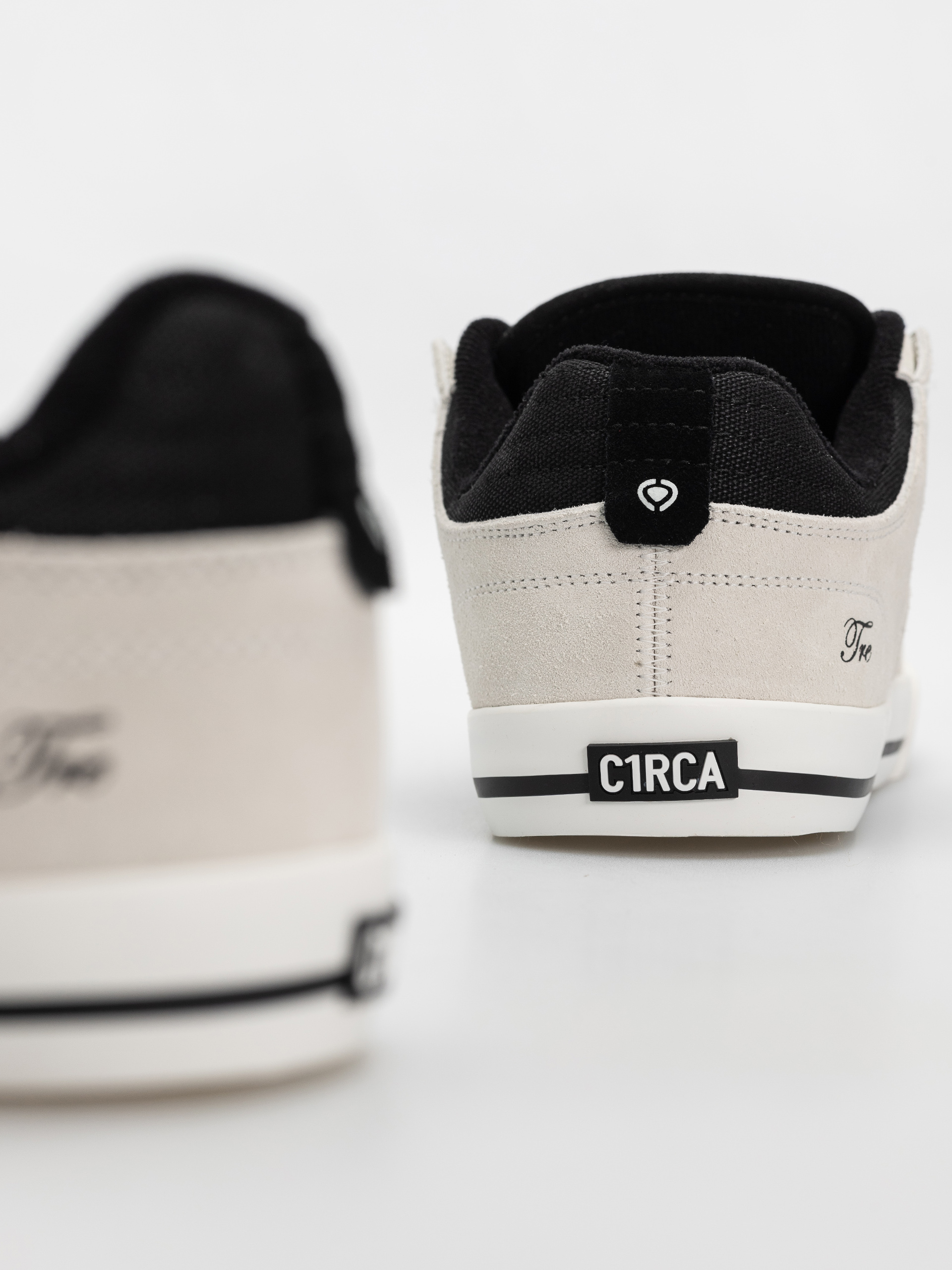 Topánky Circa Tre (black/alyssum/white)