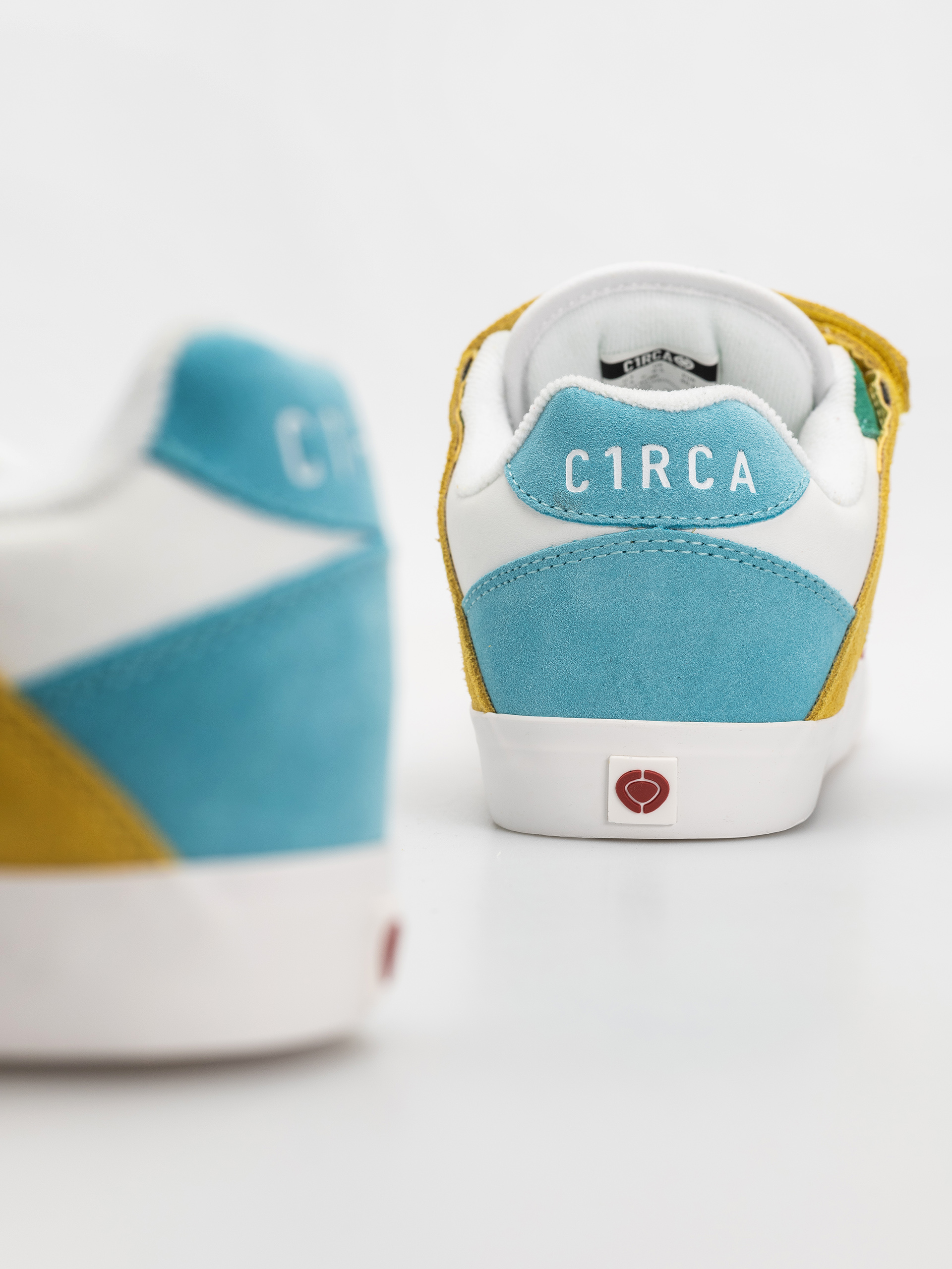Topánky Circa 205 Vulc (red/green/yellow/white)