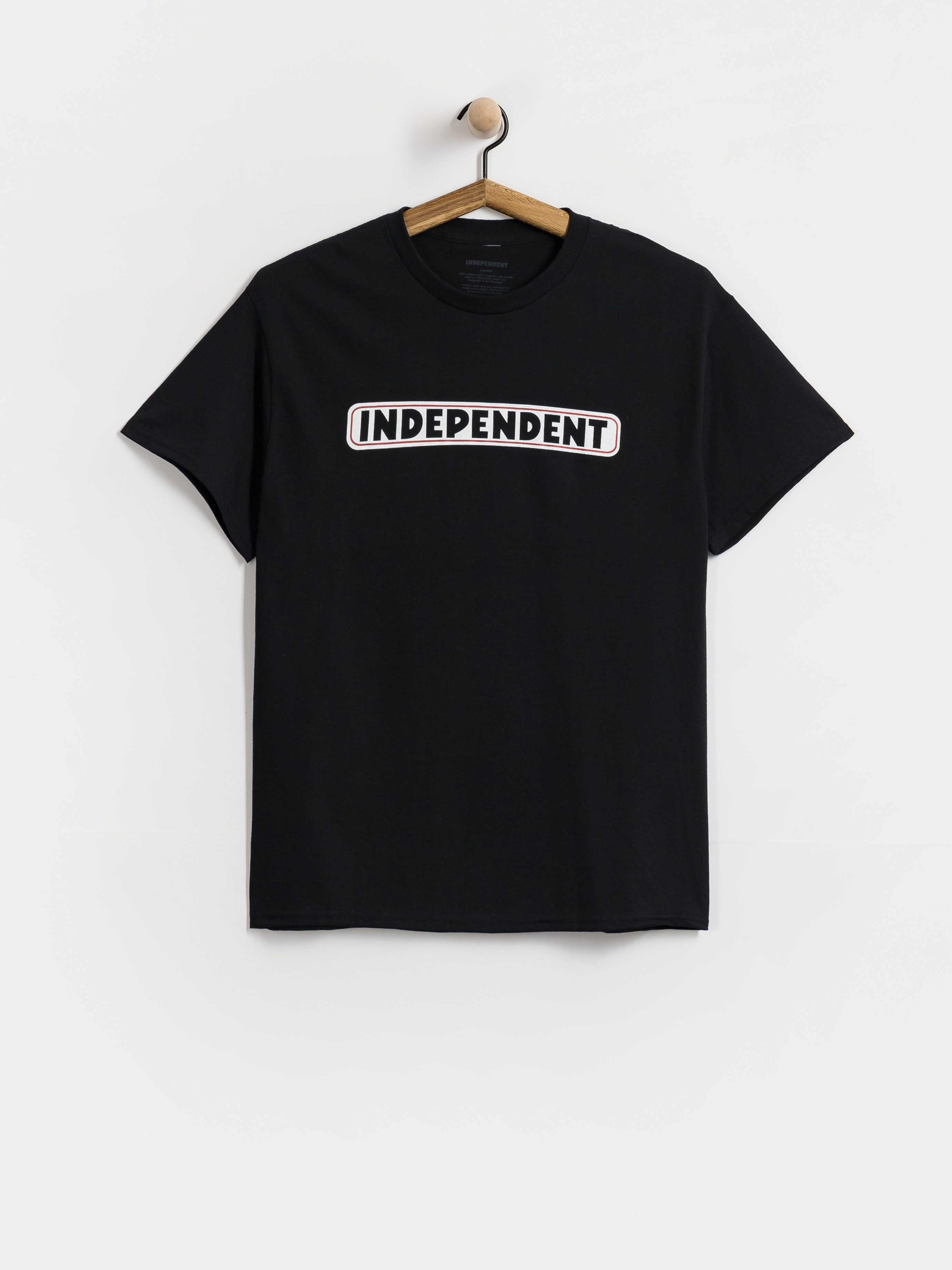 Triu010dko Independent Bar Logo (black)
