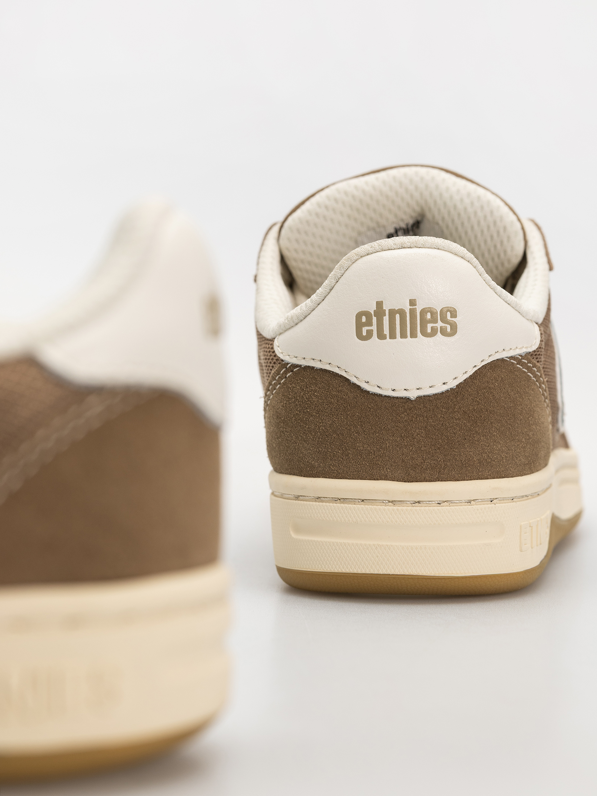 Topánky Etnies Locut (brown)