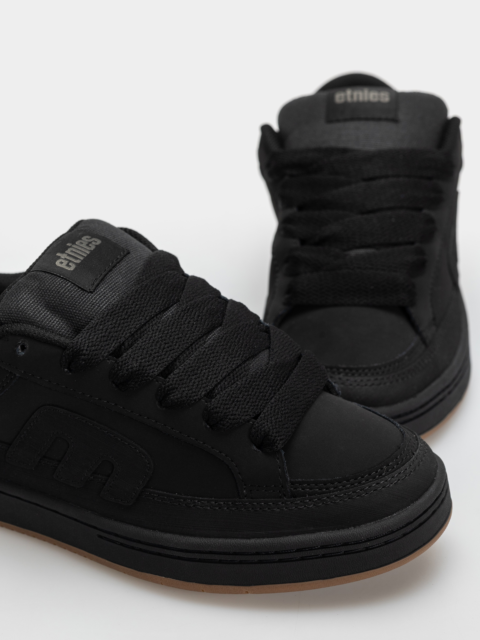 Topánky Etnies Kingpin 2K (black dirty wash)