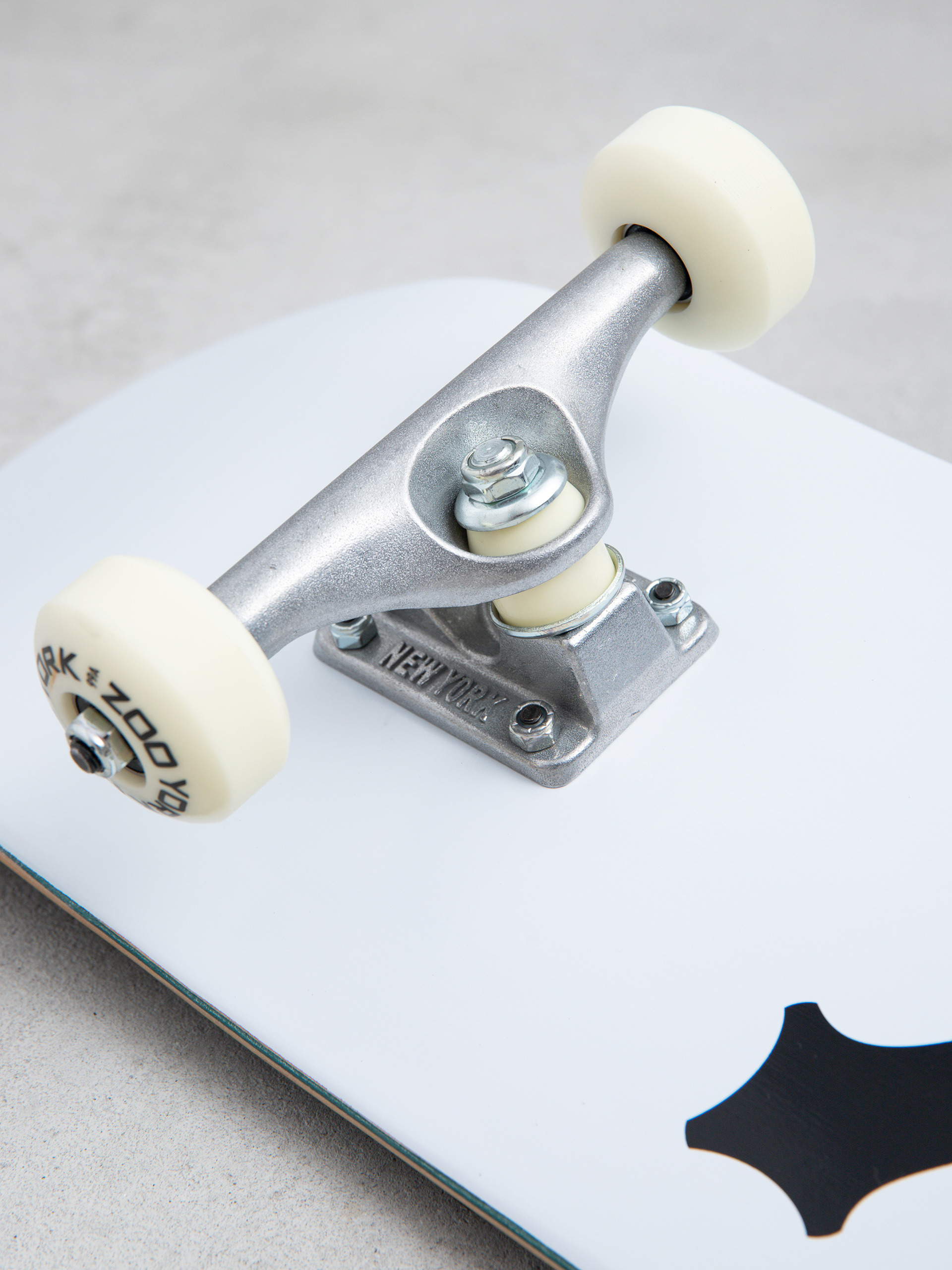Skateboard Zoo York OG 95 Crackerjack (white/black)