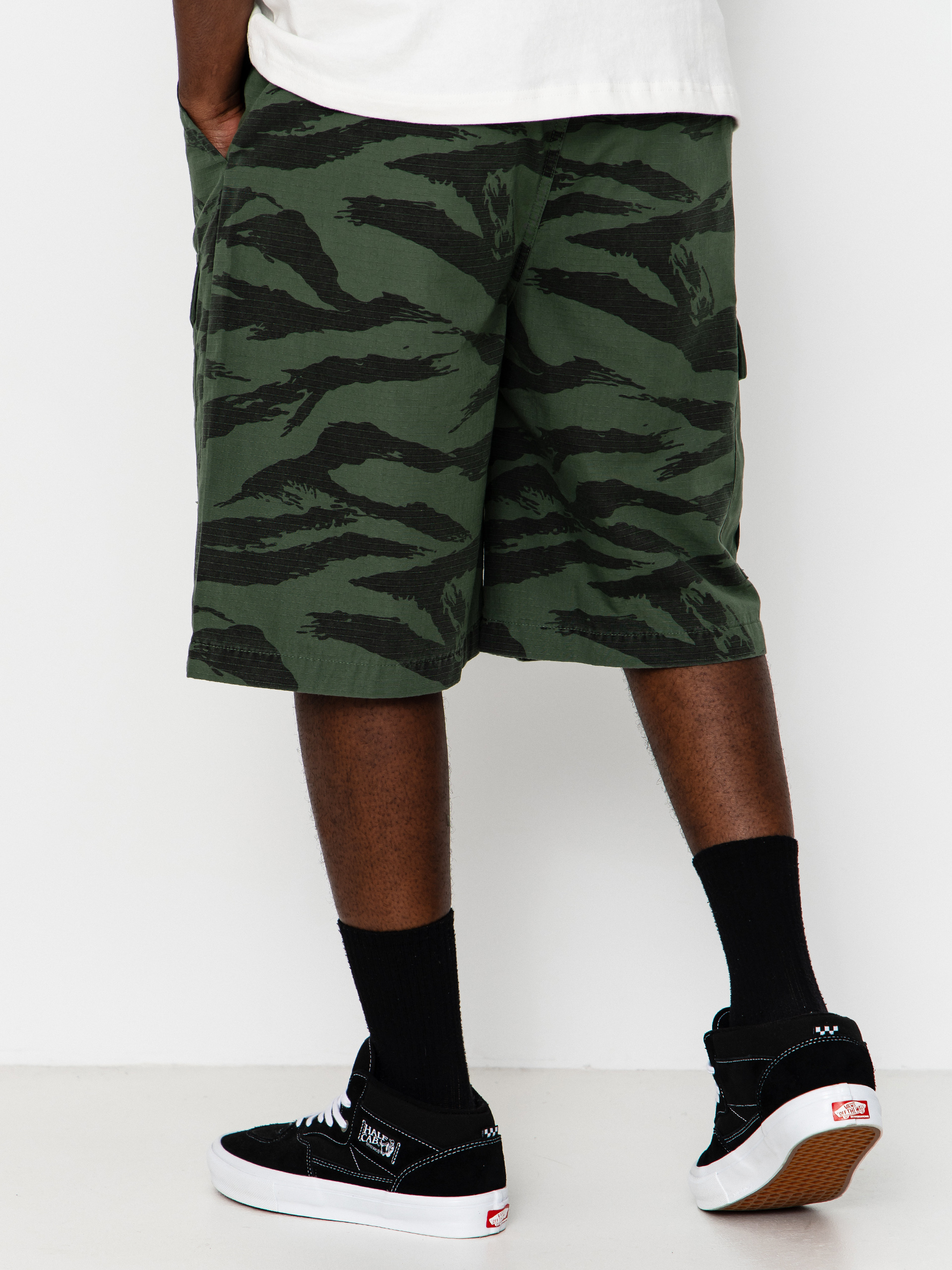Kraťasy RipNDip Camo (military green)