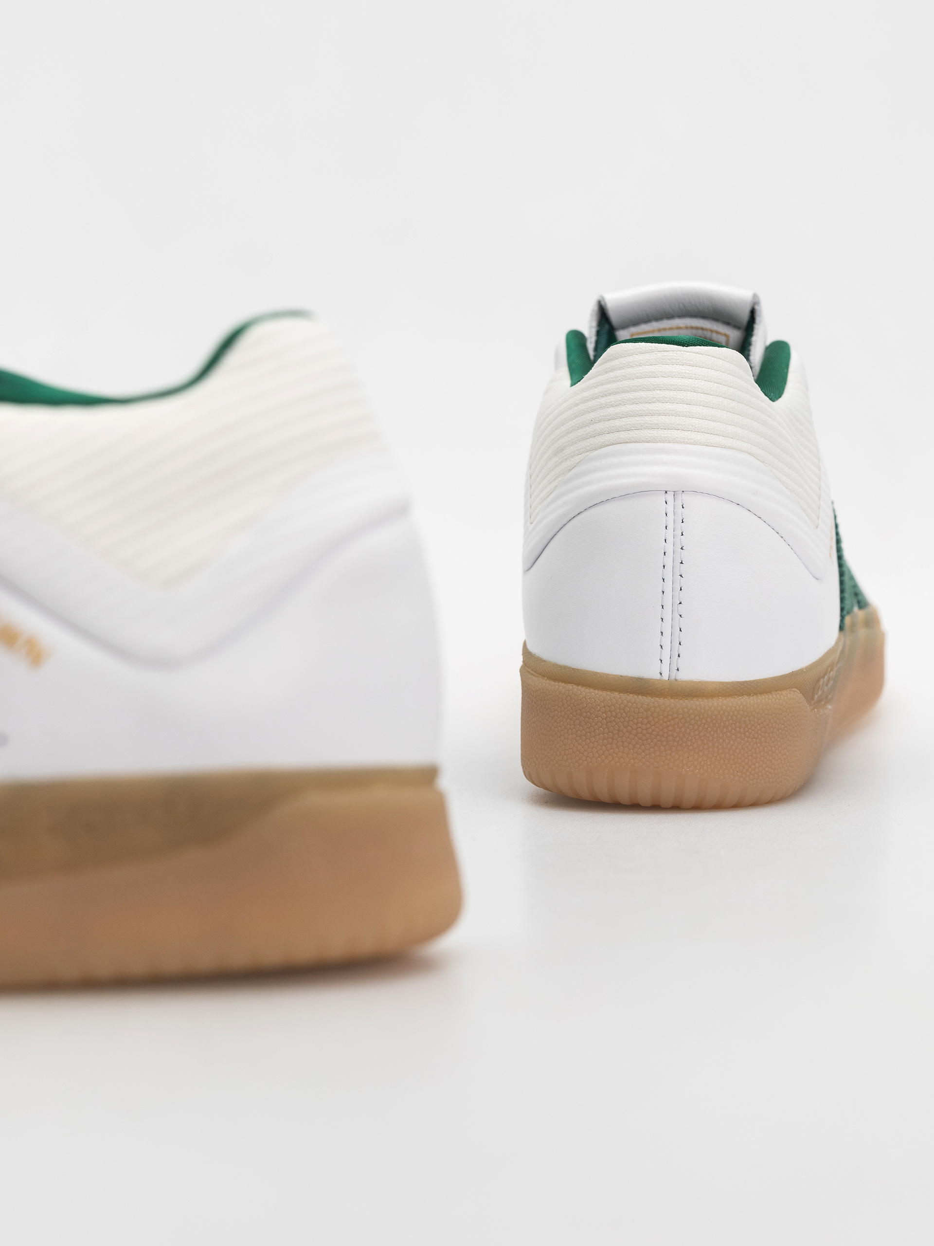 Topánky adidas Tyshawn (ftwwht/cgreen/gum4)